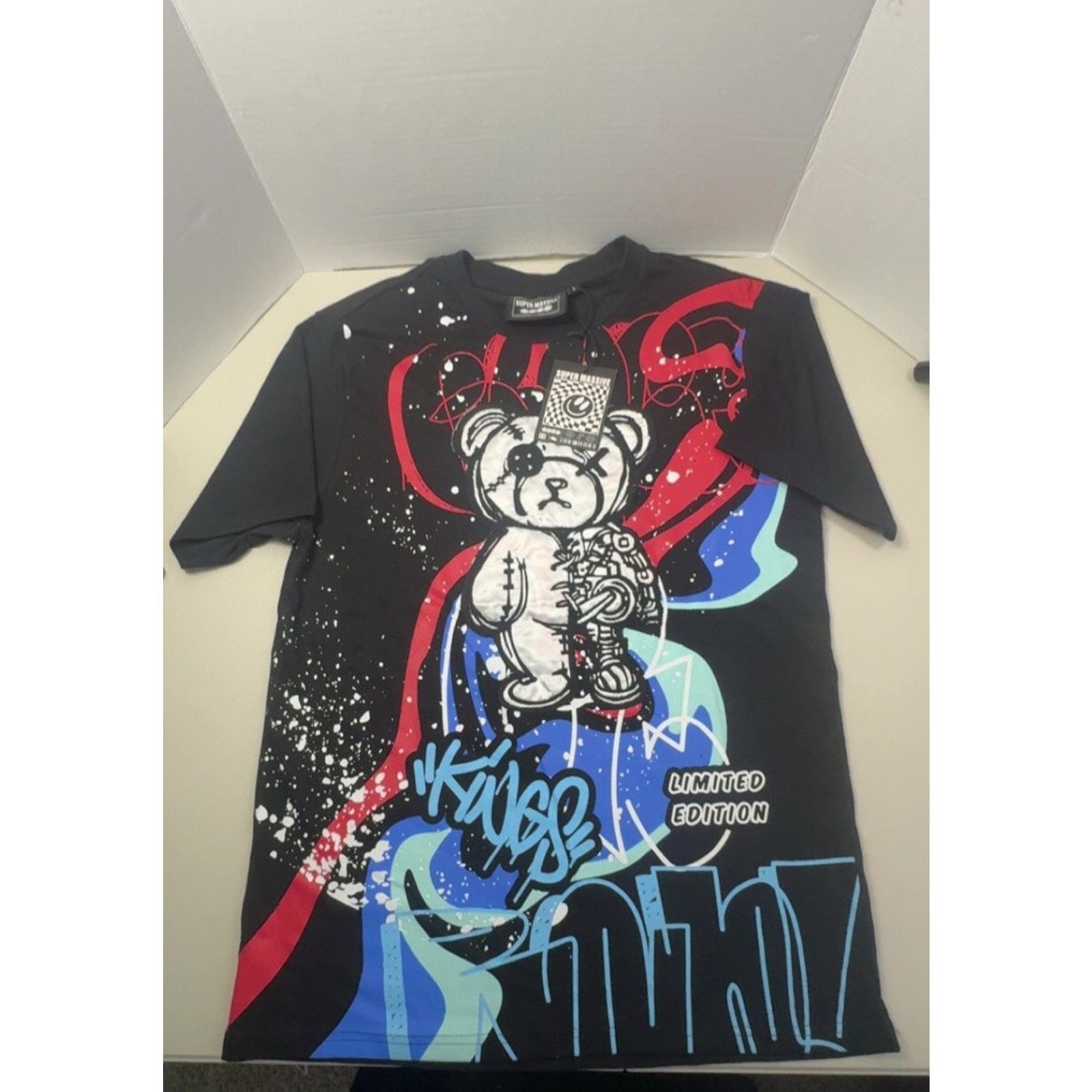 Massive MENS LARGESUPERMASSIVE LTD ED BLACK/MULTI/SILVERBEART-SHIRT Size US L / EU 52-54 / 3 - 1 Thumbnail