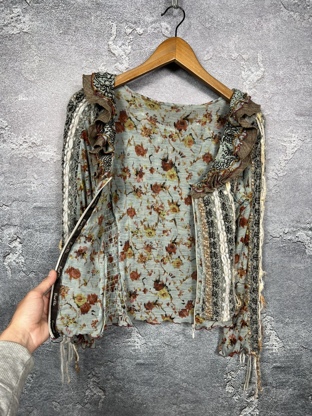 Vintage Vintage Tricot Chic Avant Garde Save the Queen Style Blouses Size L / US 10 / IT 46 - 7 Thumbnail