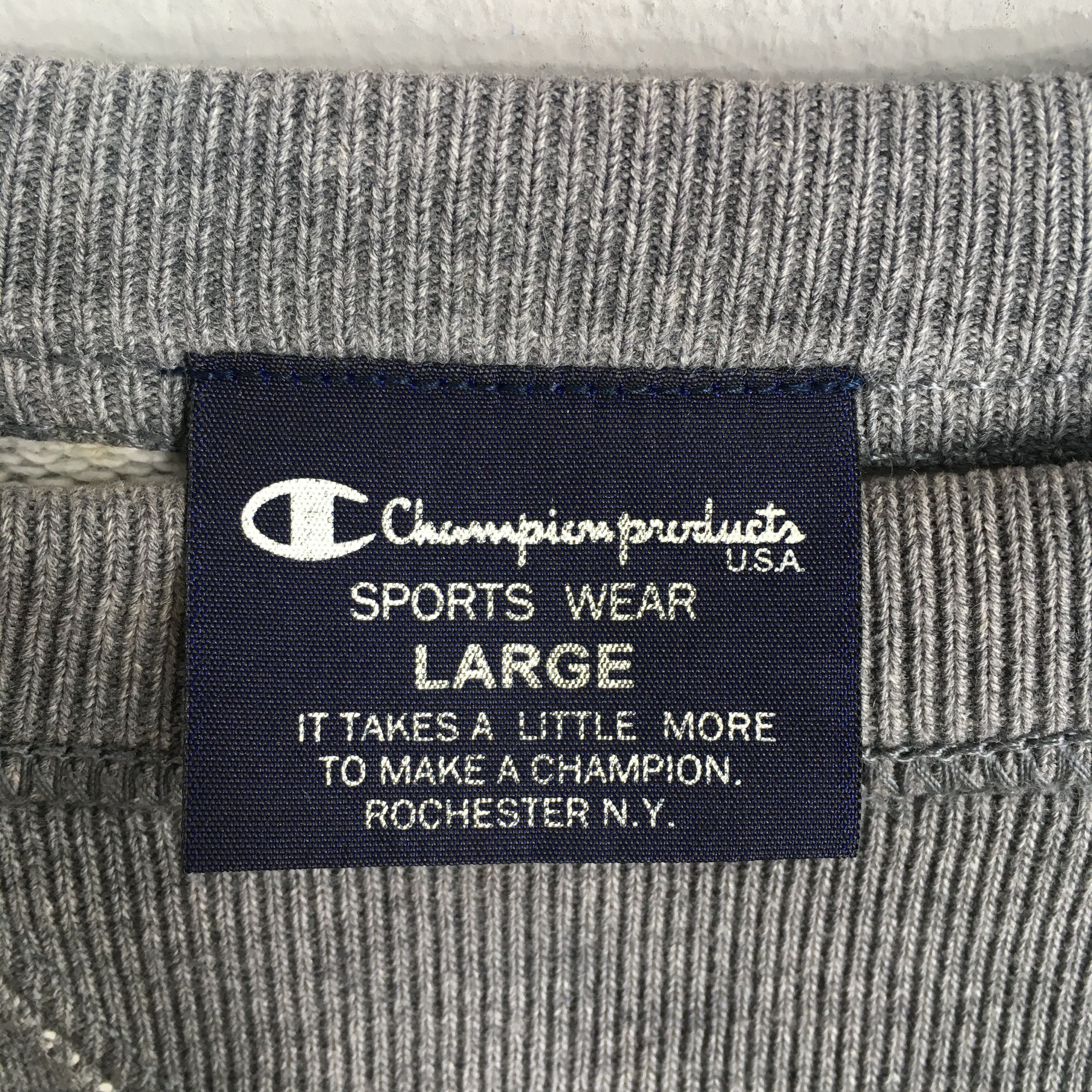 Champion × Vintage Vintage Champion Script Logo Gray Sweatshirt Large Size US L / EU 52-54 / 3 - 4 Thumbnail
