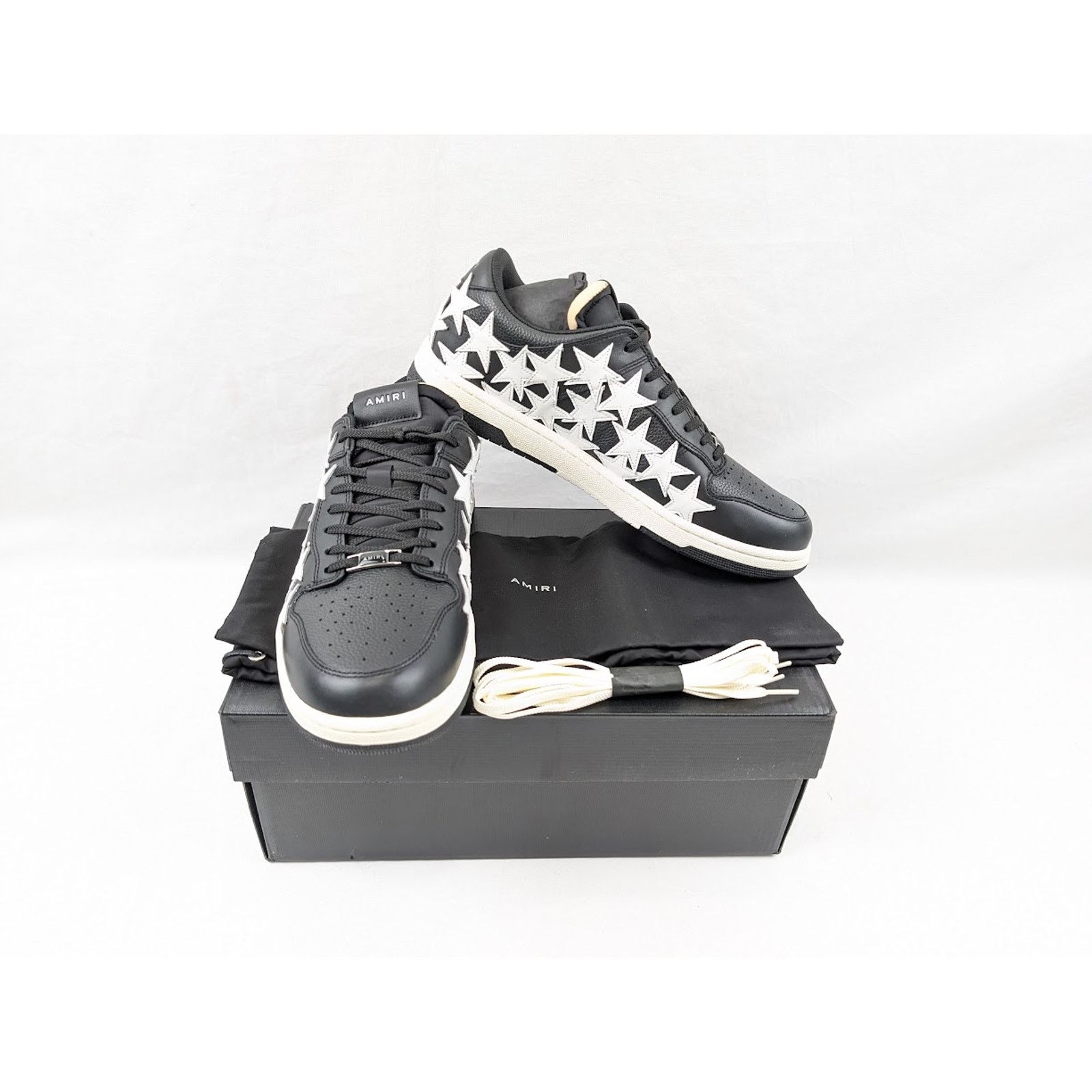 Amiri o1rshd1 Stars Low-Top Sneakers in Black/White Size US 13 / EU 46 - 21 Thumbnail