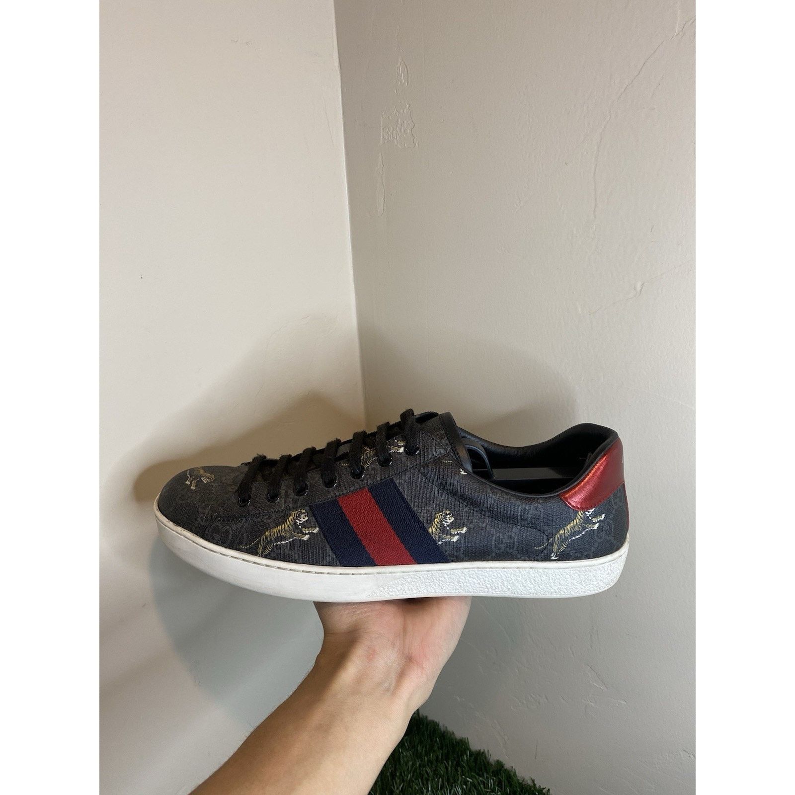 Gucci Gucci Ace “GG Supreme Tigers” | Size 9 Gucci Size US 10 / EU 43 - 10 Thumbnail