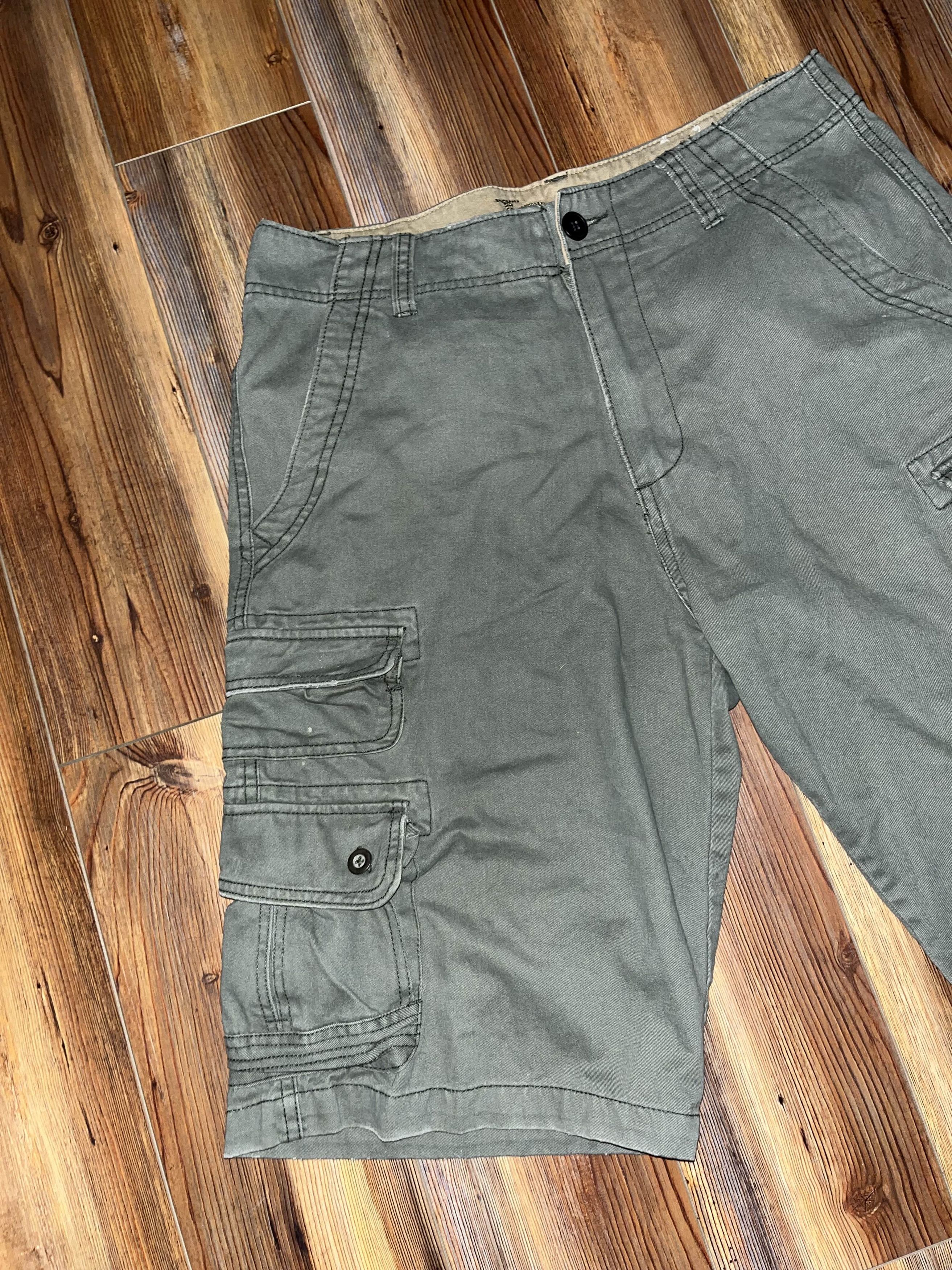 JNCO × Vintage Y2K Baggy Iron Army Green Cargo Shorts Size US 33 - 2 Thumbnail