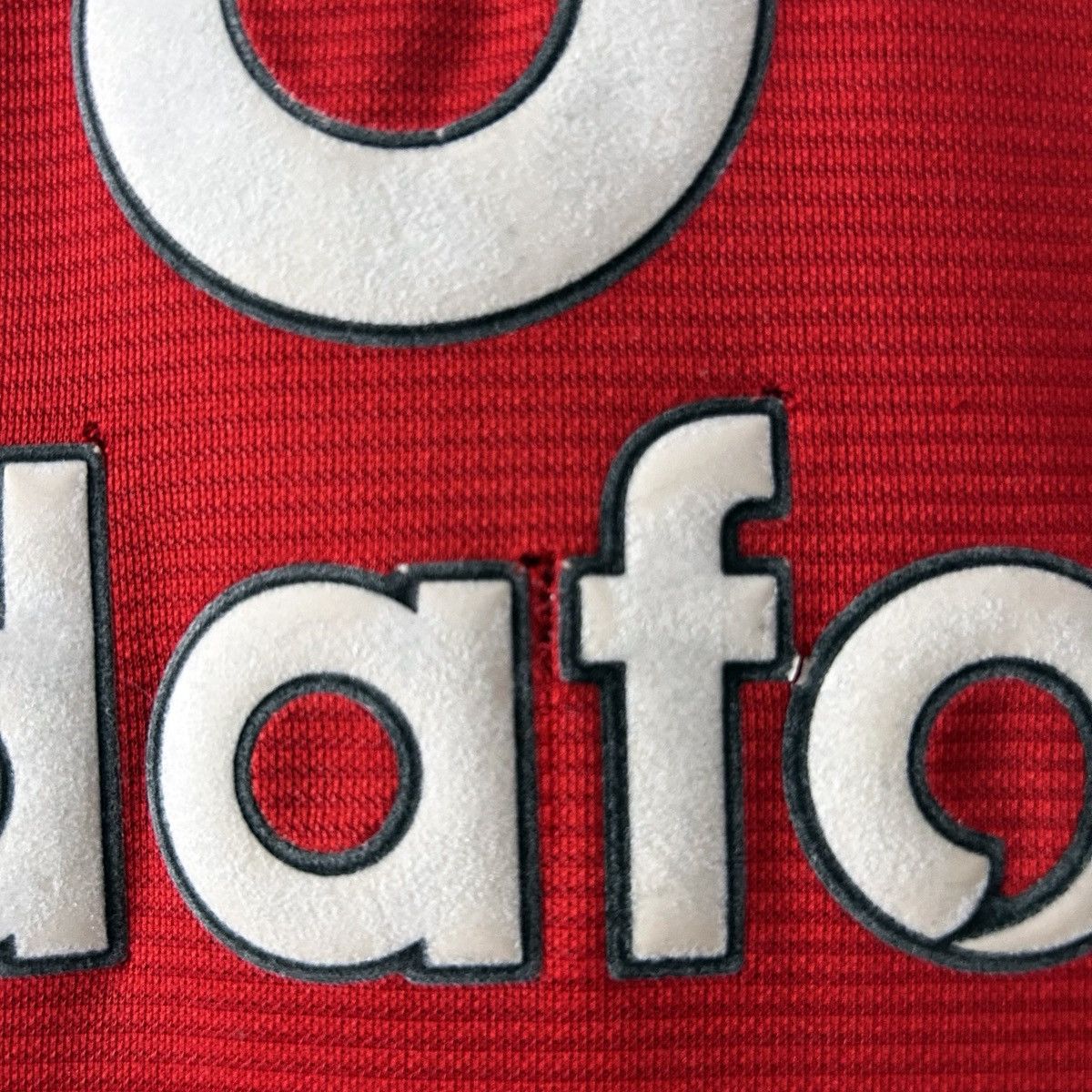 Umbro Manchester United jersey 2000 2002 Umbro vintage vodafone Size US L / EU 52-54 / 3 - 4 Thumbnail