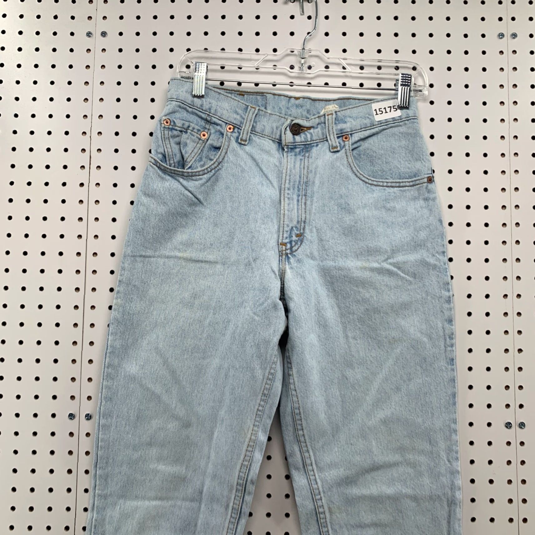 Levi's VTG Levi's USA Jeans Tapered Mom Denim 28x29 Women 9 Light Blue 17550-0233 USA 90s Mens Womens Boys Girls Size 30" / US 8 / IT 44 - 4 Thumbnail