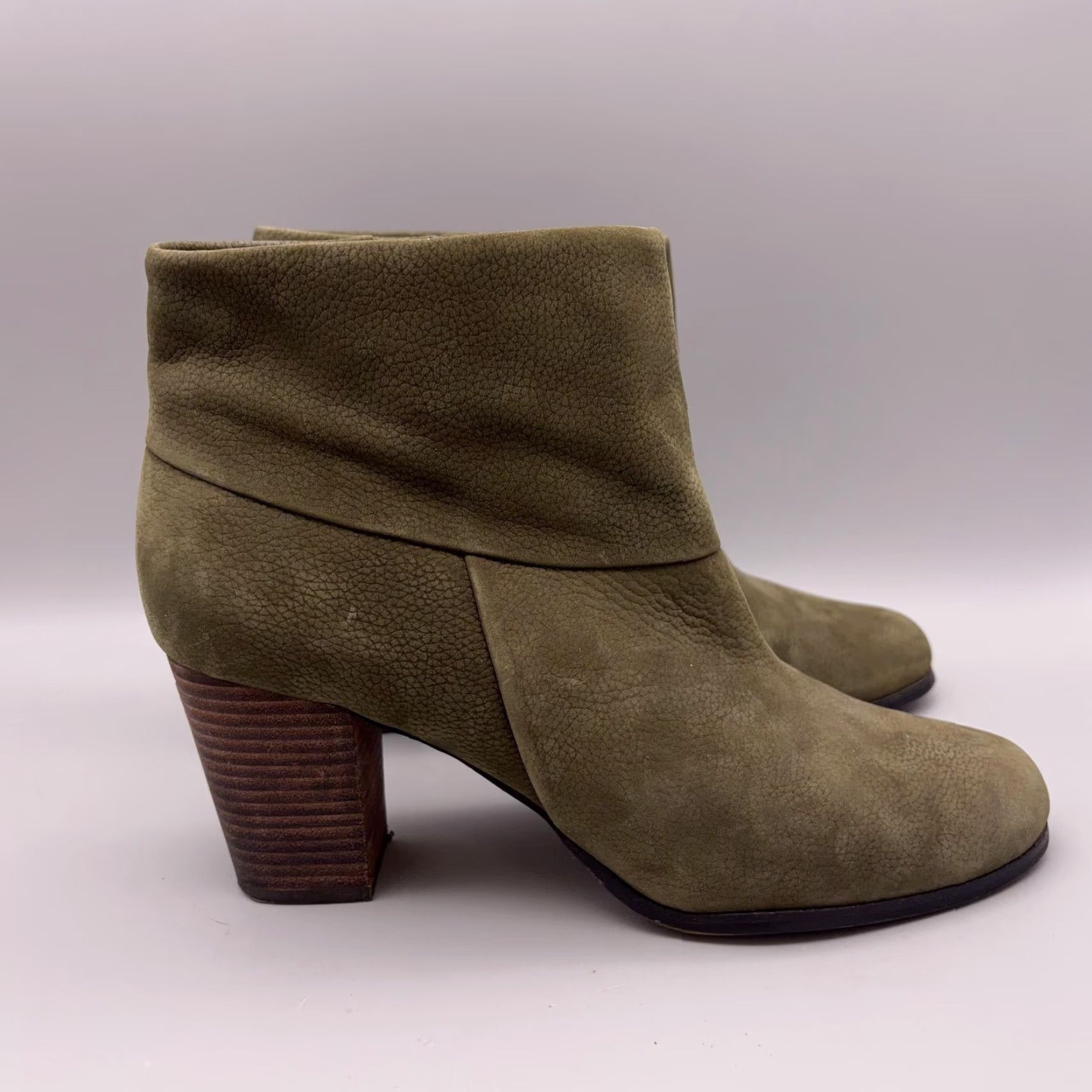 Cole Haan Cole Haan Boots Womens Size 10.5 Green Leather Ankle Booties Block Heel Shoes Casual Size US 11 / IT 41 - 6 Thumbnail