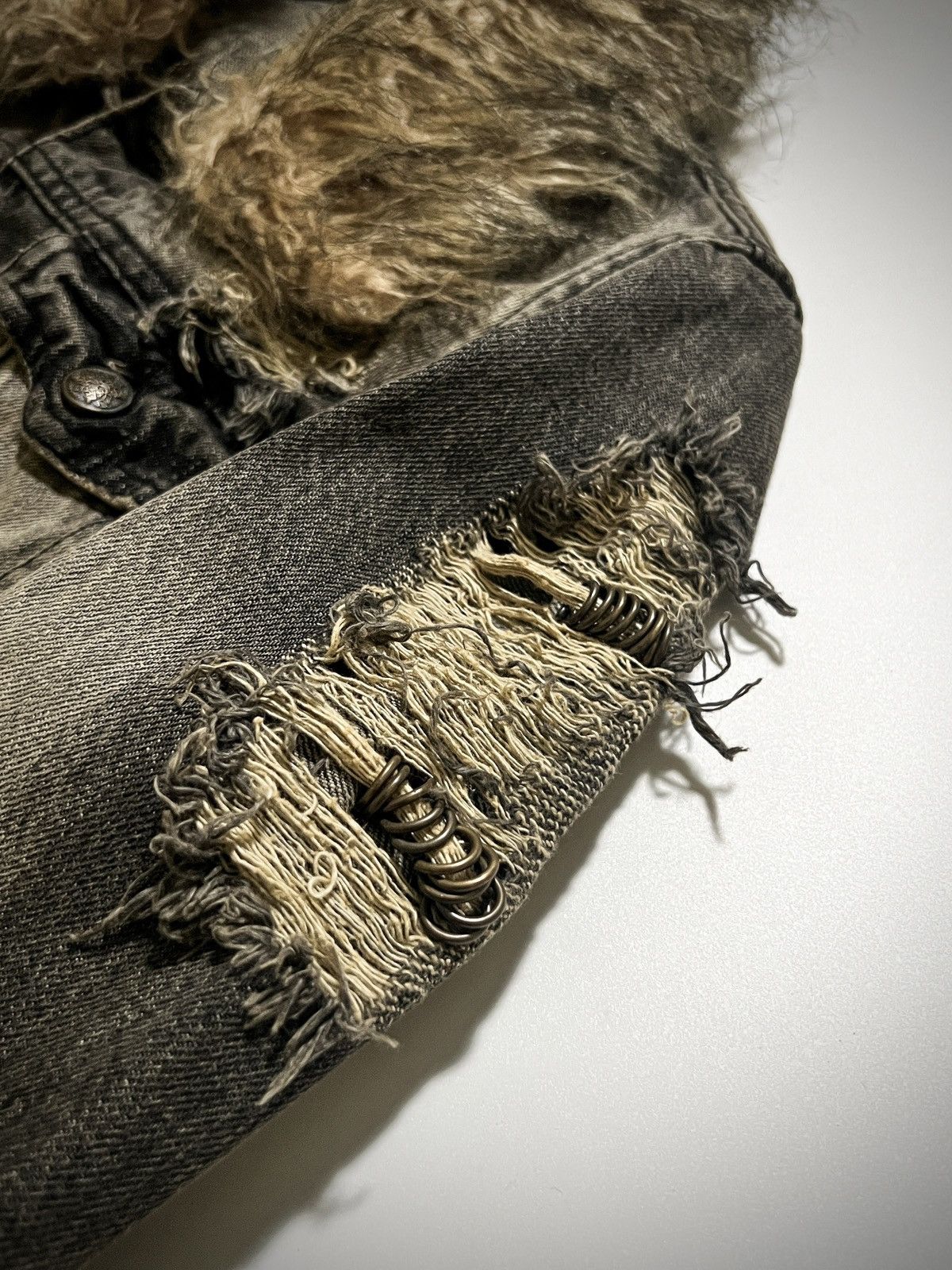 Japanese Brand Midas Archive Distressed Fur Jacket VKei Y2K Custom Rings Size US M / EU 48-50 / 2 - 12 Thumbnail