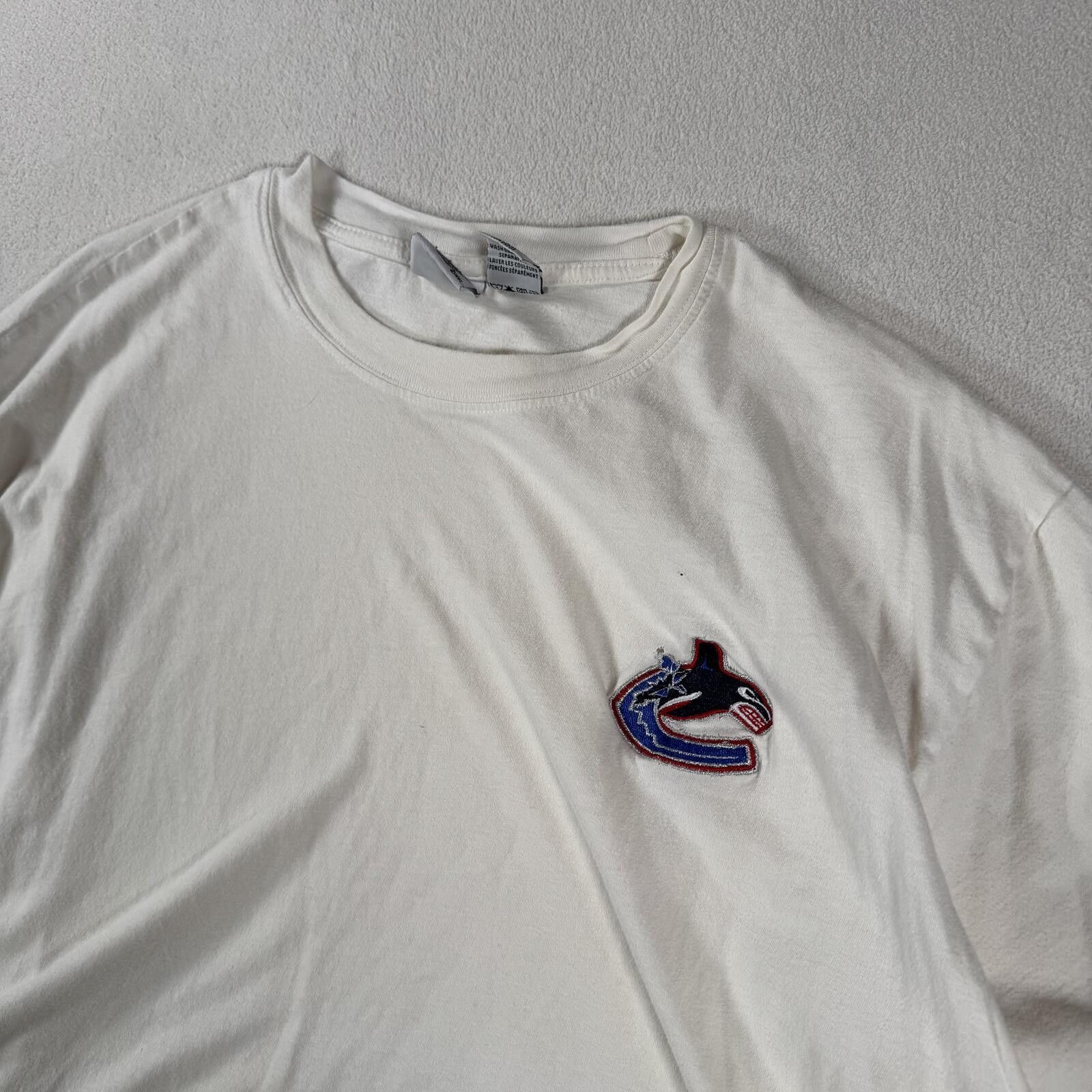 NHL Vintage Late 90s Vancouver Canucks NHL Tee Size US XL / EU 56 / 4 - 6 Thumbnail