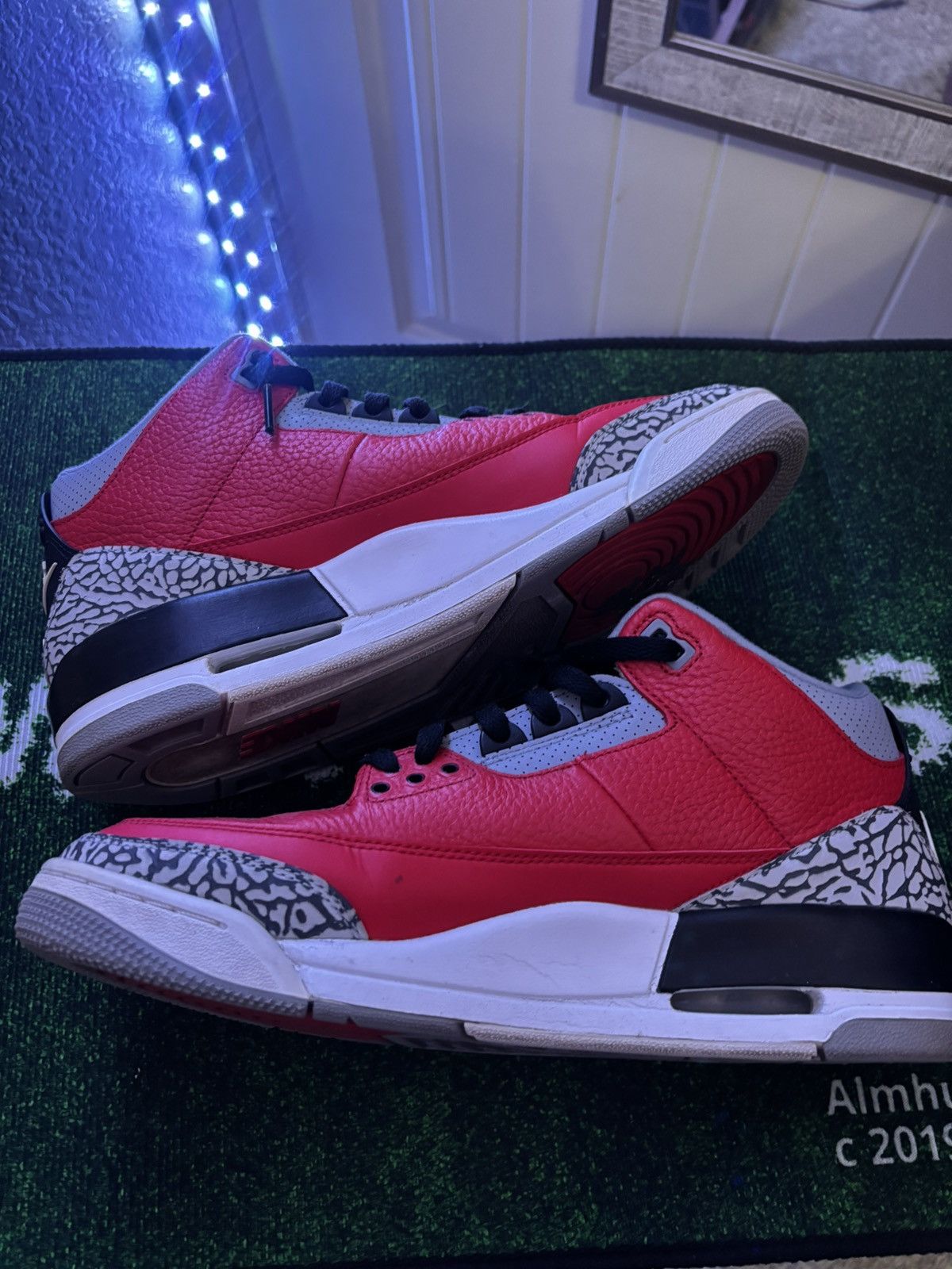 Jordan 3 “GYM RED”