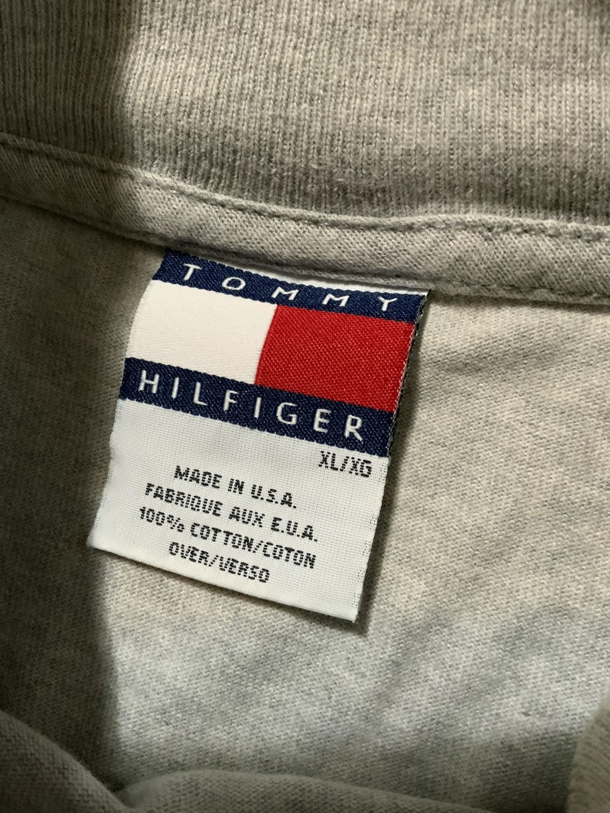 Tommy Hilfiger Vintage 90s Tommy Hilfiger Graphic Mock Neck T-Shirt Size US XL / EU 56 / 4 - 5 Thumbnail