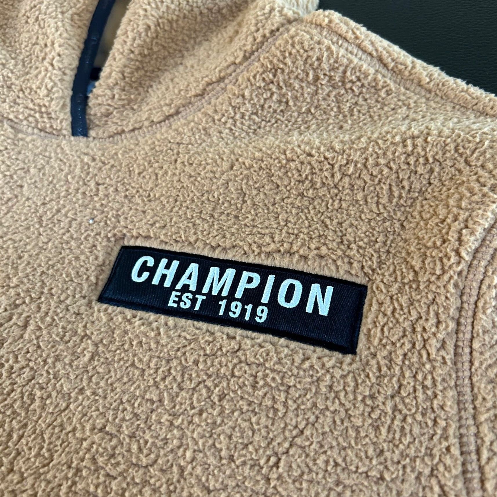 Champion Champion Hoodie Pullover Fleece Warm Cozy Sweatshirt Beige Mens Small NWT Sherpa Logo Pocket Zipper Warmth Size US S / EU 44-46 / 1 - 7 Thumbnail