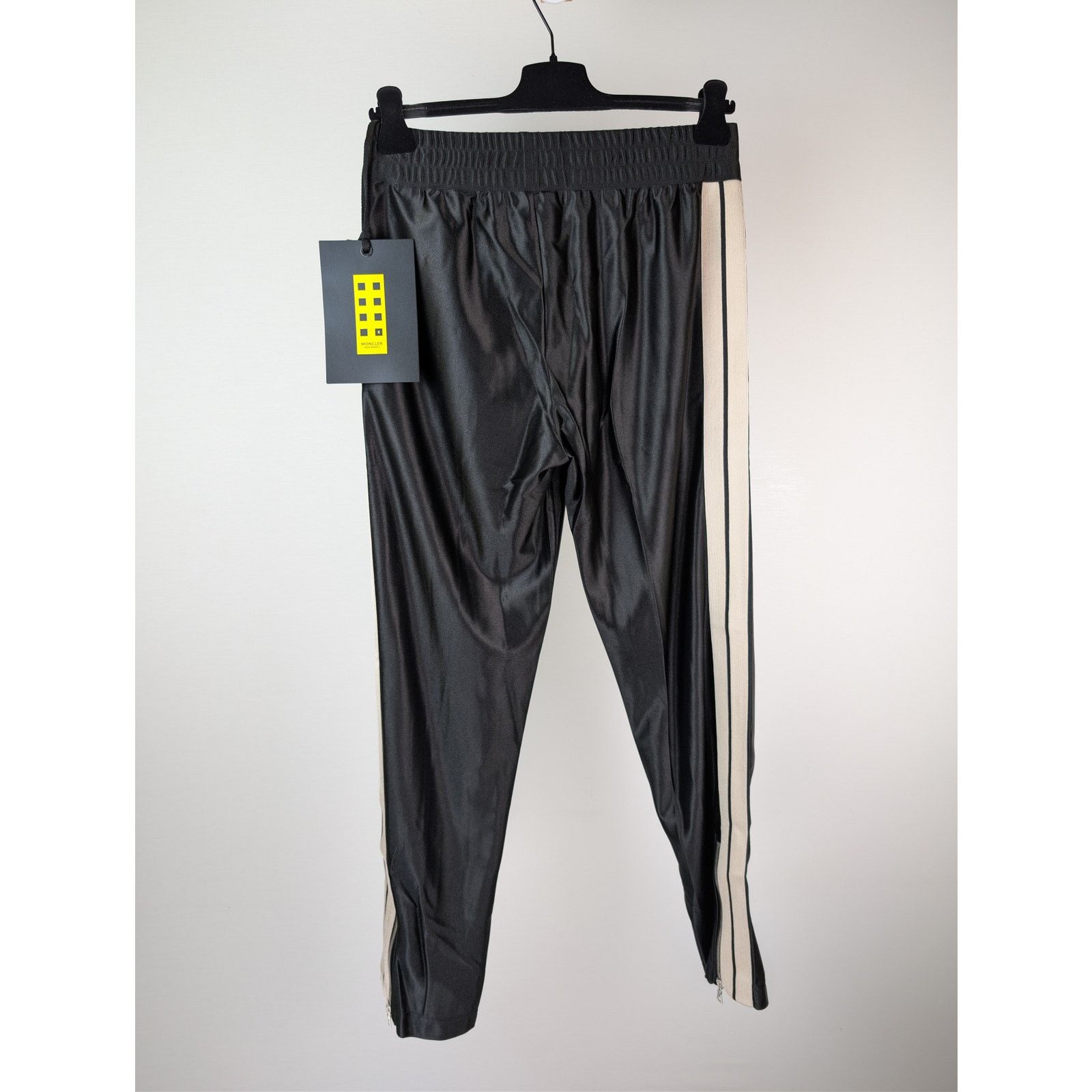 Moncler × Palm Angels o1rshd1 Shiny Track Pants in Black Size US 34 / EU 50 - 10 Thumbnail