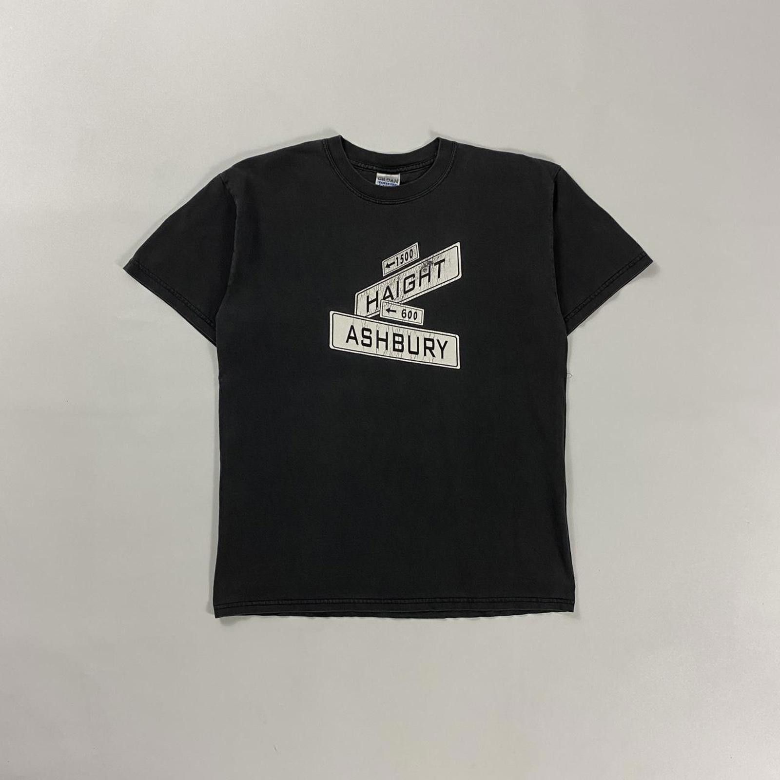 Vintage Vintage 2000s Black Ashbury Haight Street Sign Tee Size US L / EU 52-54 / 3 - 1 Thumbnail