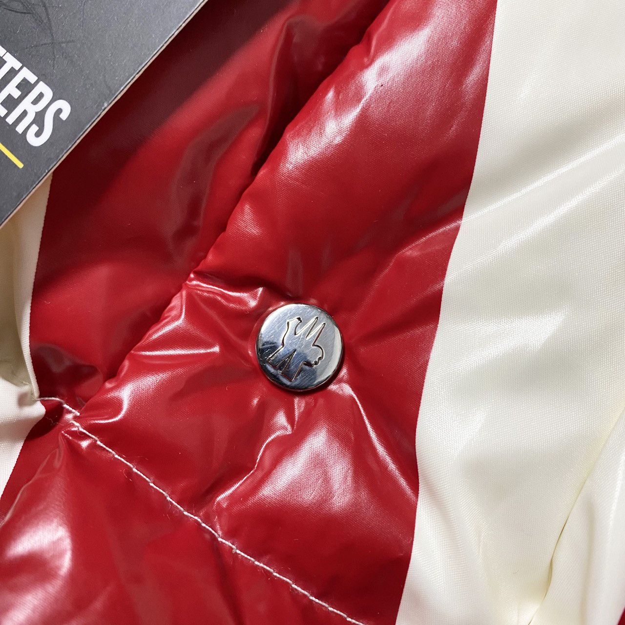 Moncler × Valentino Moncler X Valentino mens puffer jacket size 1 Small 46 maya Size US S / EU 44-46 / 1 - 13 Thumbnail