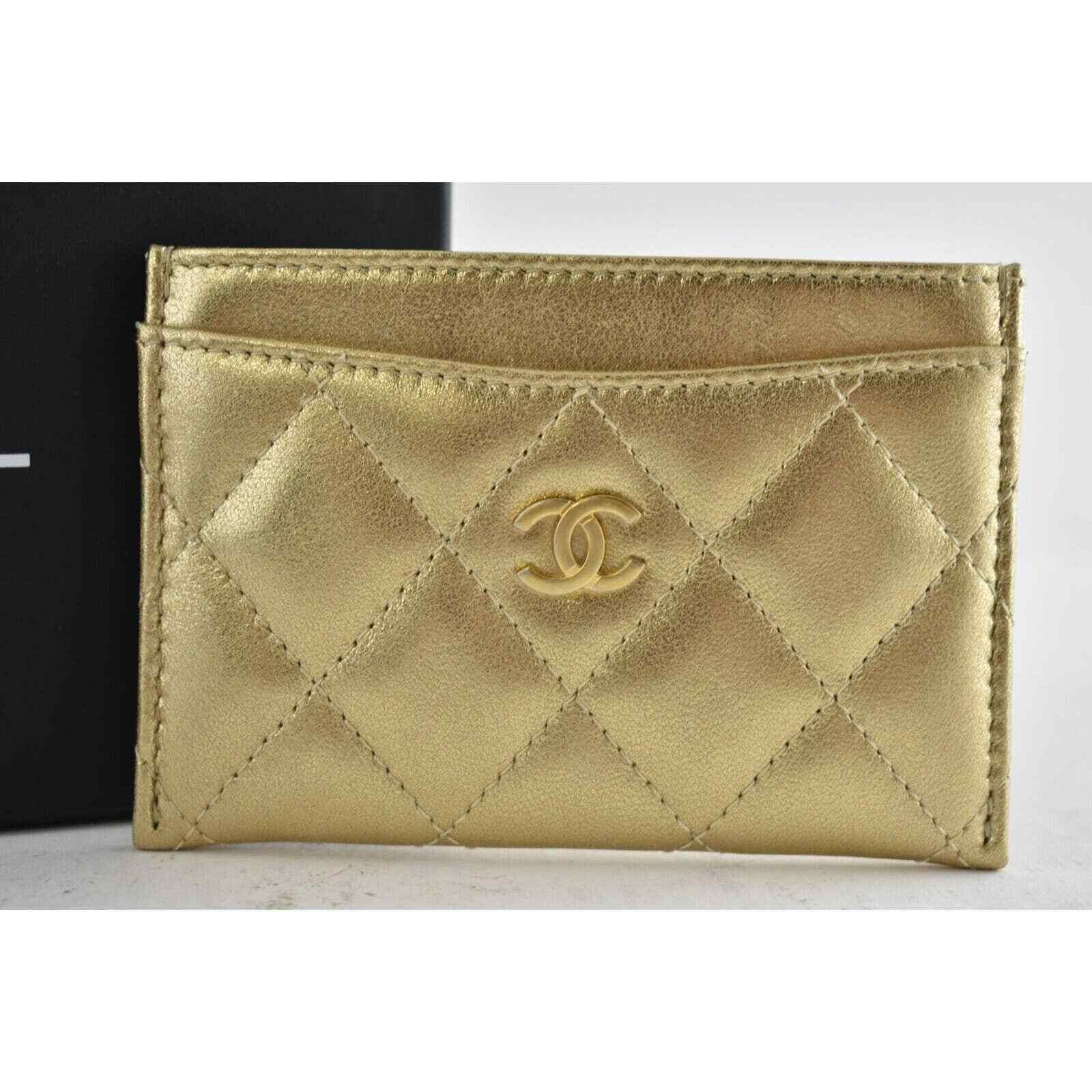 Chanel Chanel 22P Quilted Classic O Credit Card Holder Wallet Size ONE SIZE - 1 Thumbnail
