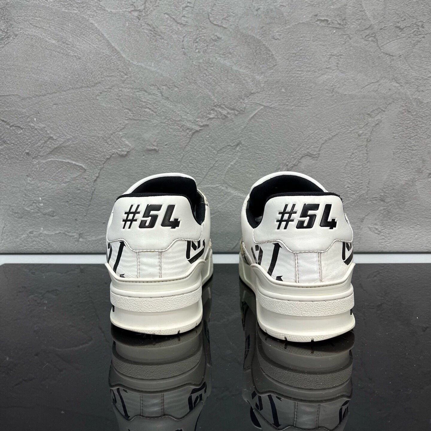 Louis Vuitton LV Trainer B/W AOP UK7/41 98 New Light Use Size US 7 / EU 40 - 5 Thumbnail