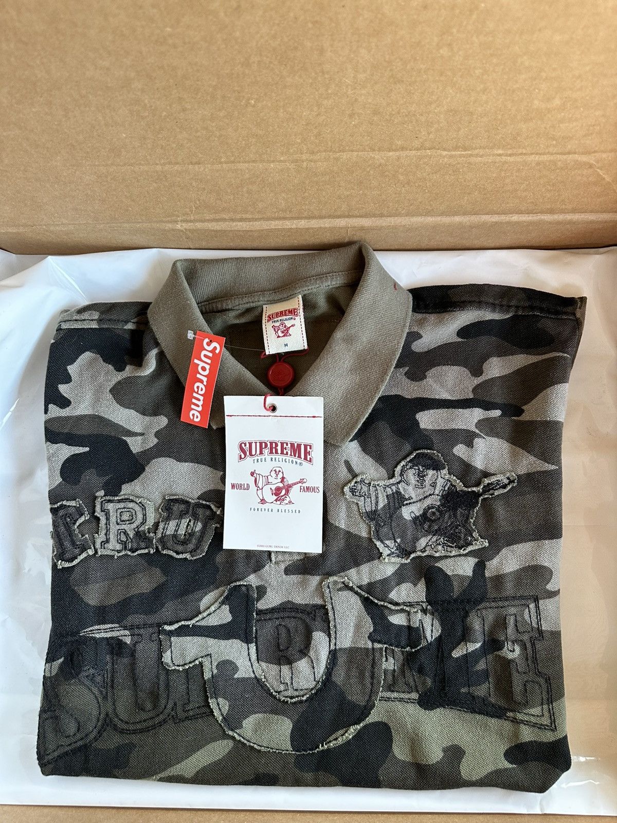 トップス Supreme True Religion Applique Polo Camo Supreme X True Religion Appliqués Camouflage Polo Shirt in Green