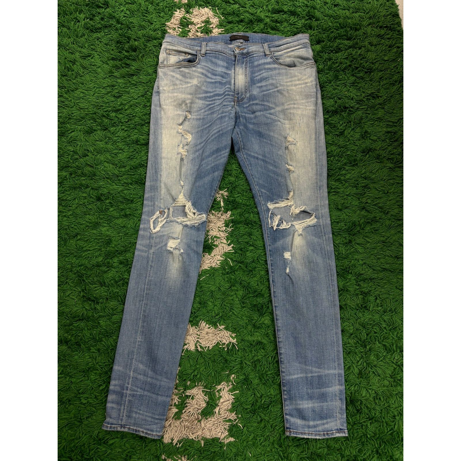 Amiri Amiri Plain Thrasher Light Wash Distressed Used 38 Size US 38 / EU 54 - 1 Thumbnail