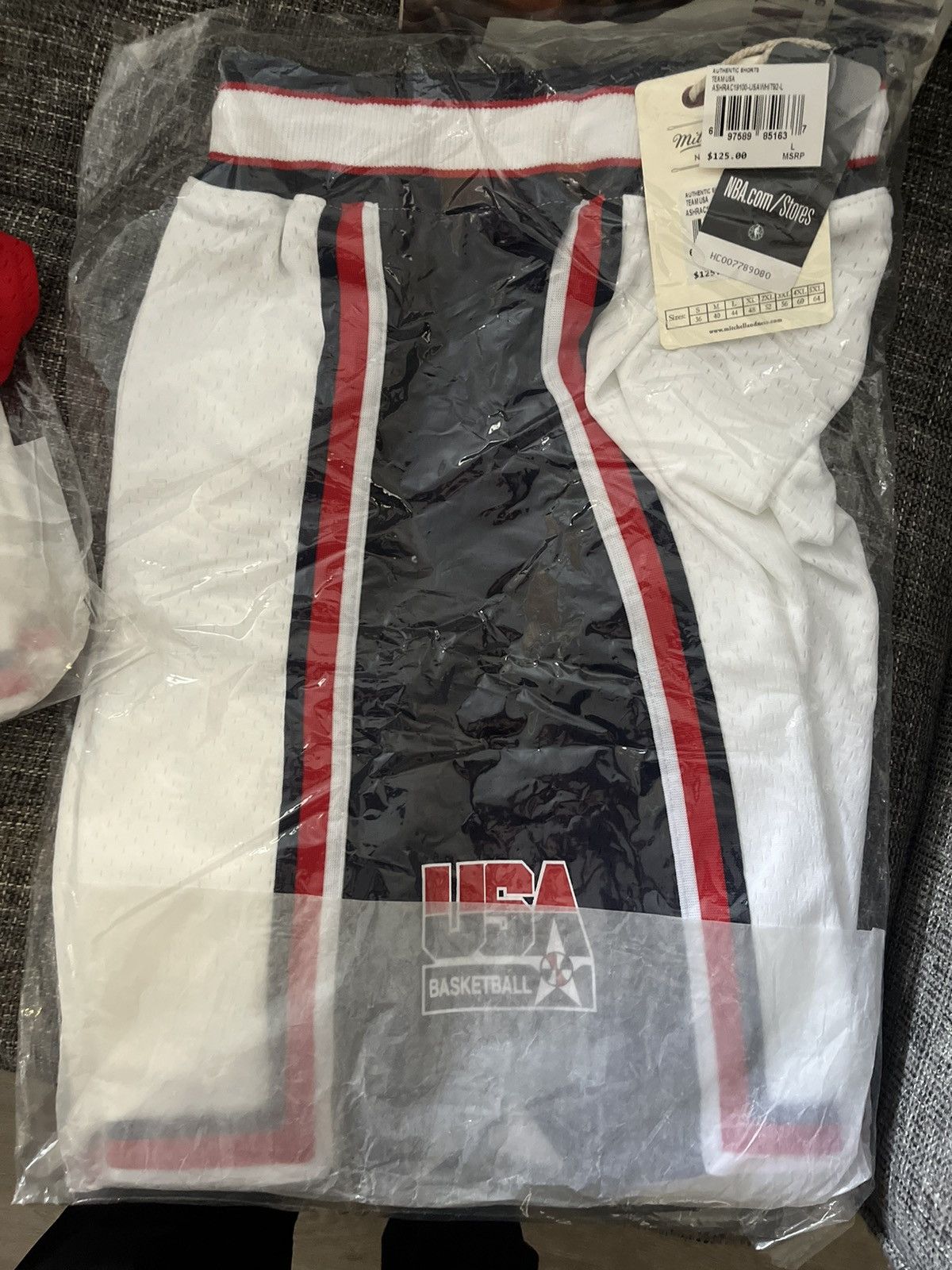 Mitchell & Ness Dream team USA basketball authentic shorts Size US 34 / EU 50 - 2 Thumbnail