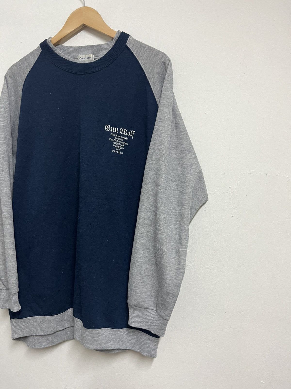Japanese Brand 💥VINTAGE💥 Sun Wolf Dog Town Polycotton Sweatshirts Size US L / EU 52-54 / 3 - 3 Thumbnail