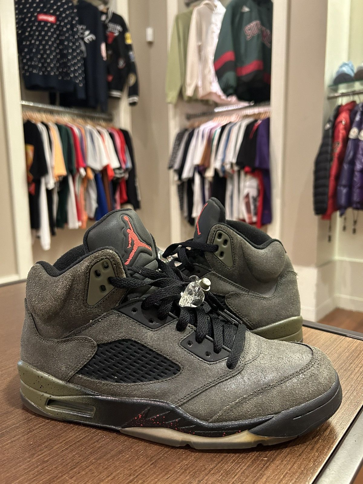 Jordan Brand Jordan 5 Retro Stealth Size US 8.5 / EU 41-42 - 2 Thumbnail