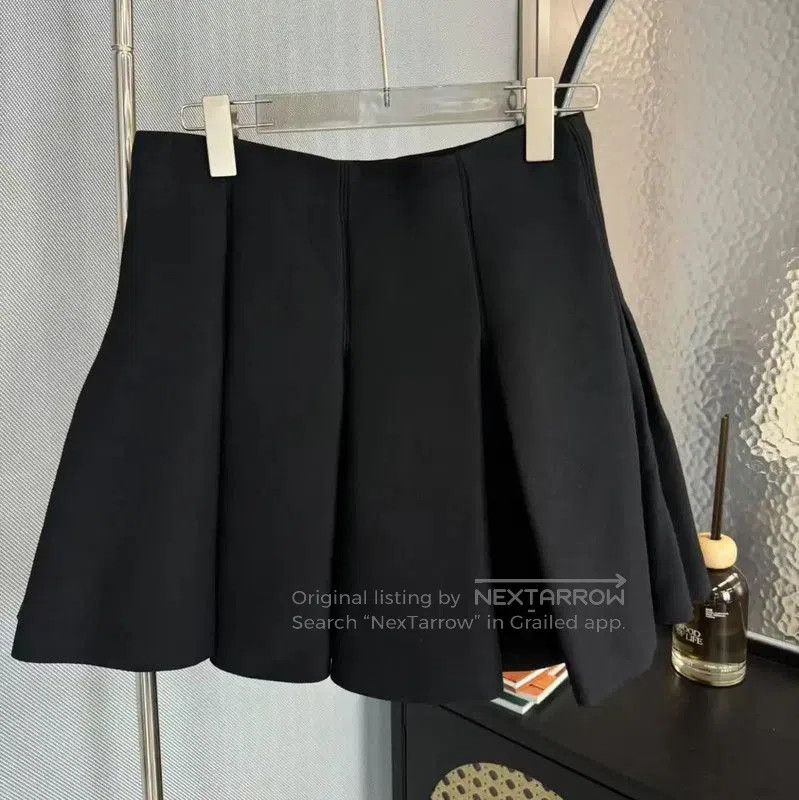 Dior Dior Black Silk Pleated Skirt . Size 35" - 2 Thumbnail