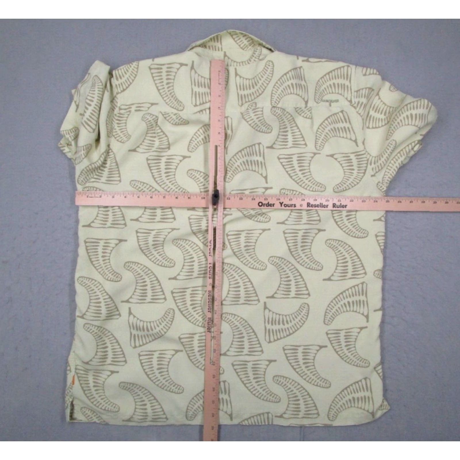 Quiksilver Quiksilver Waterman Shirt Men XL Green Button-Up Hawaiian Fins Floral Short Sleeve Comfort Fit Button Up Shirt Size US XL / EU 56 / 4 - 5 Thumbnail