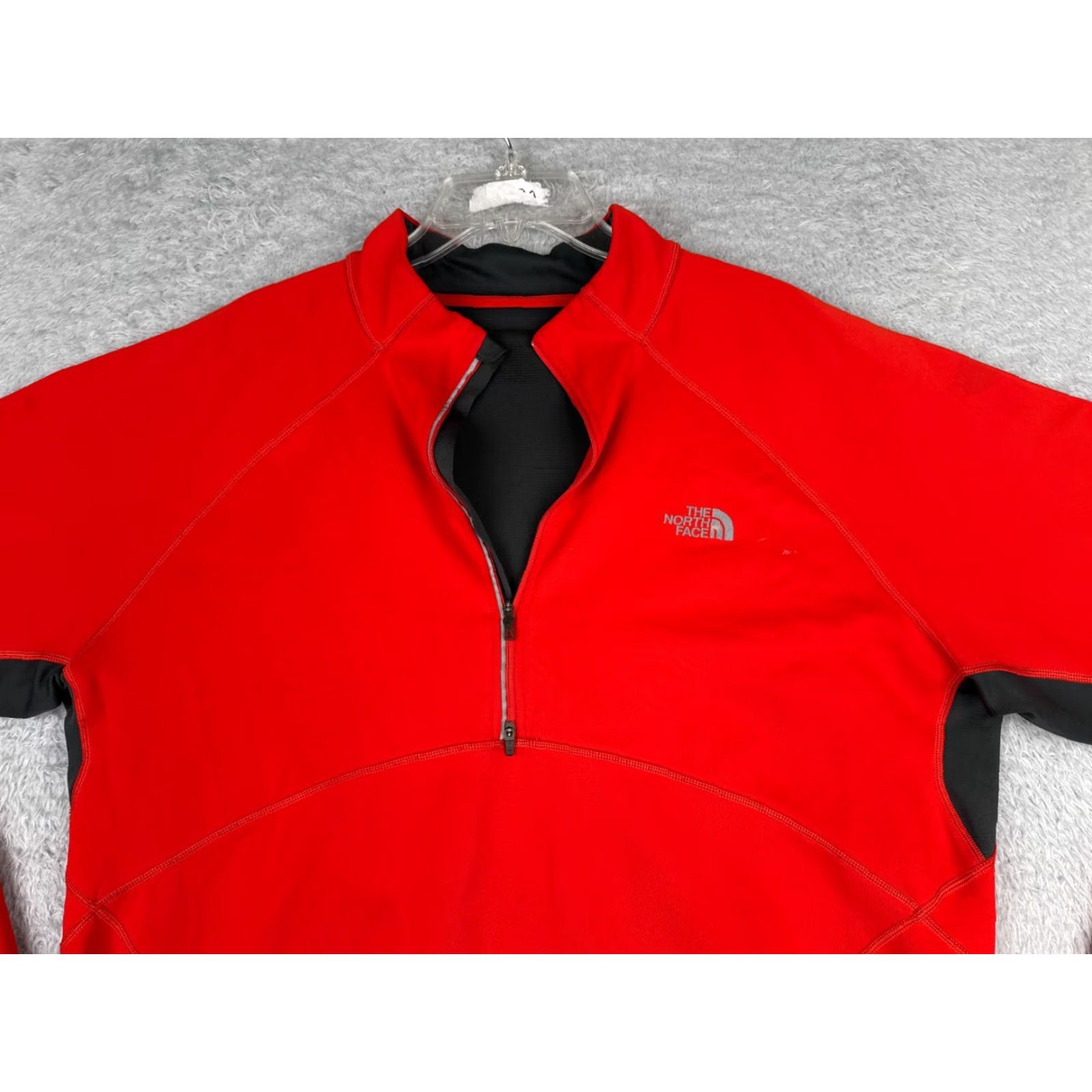 The North Face The North Face Sweater Mens Large Red 1/4 Zip Polyester Softshell Running READ Size US L / EU 52-54 / 3 - 4 Thumbnail