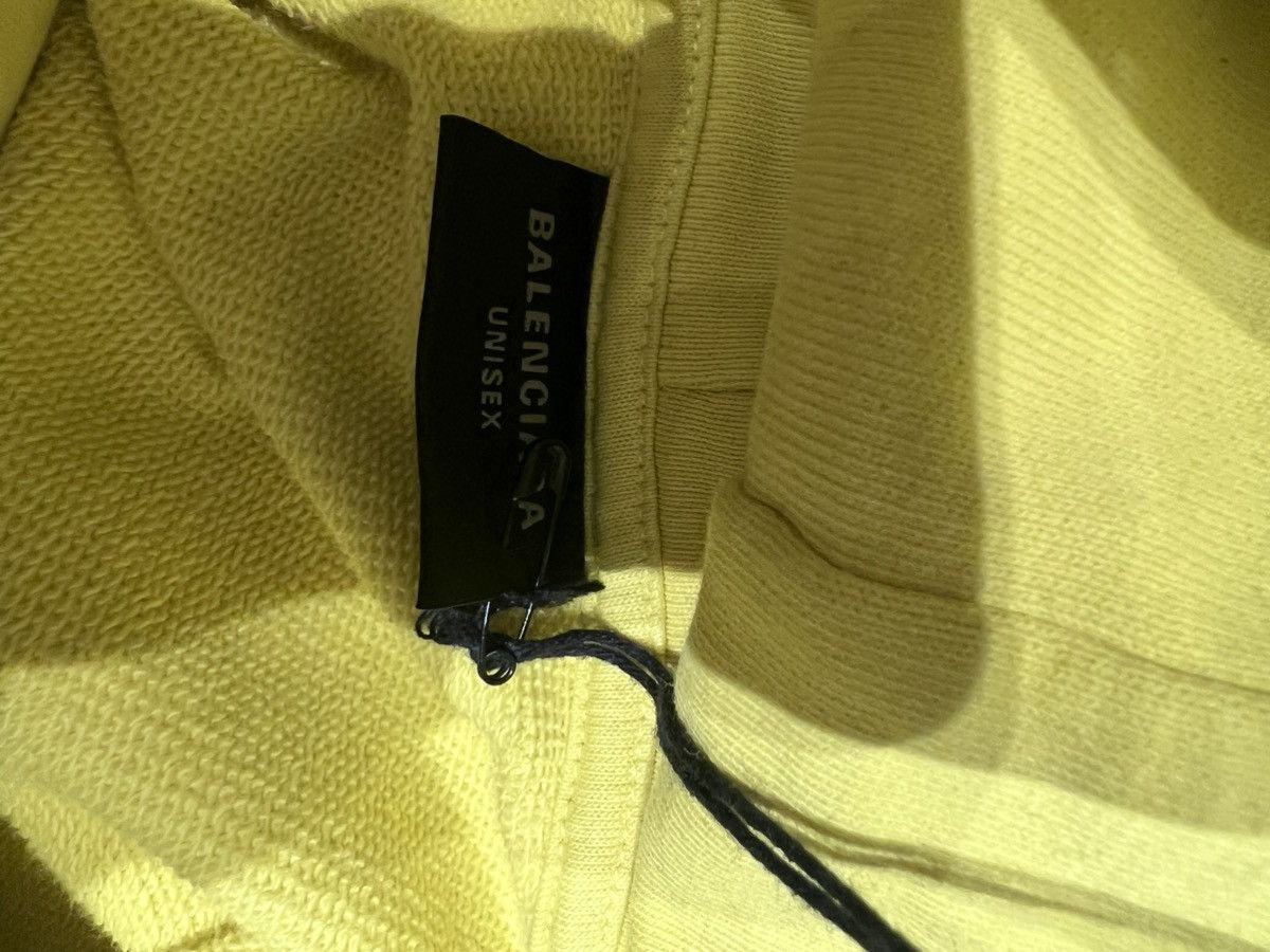 Balenciaga Balenciaga Dark Wave Hoodie Unisex OG $1250 Size US XL / EU 56 / 4 - 7 Thumbnail