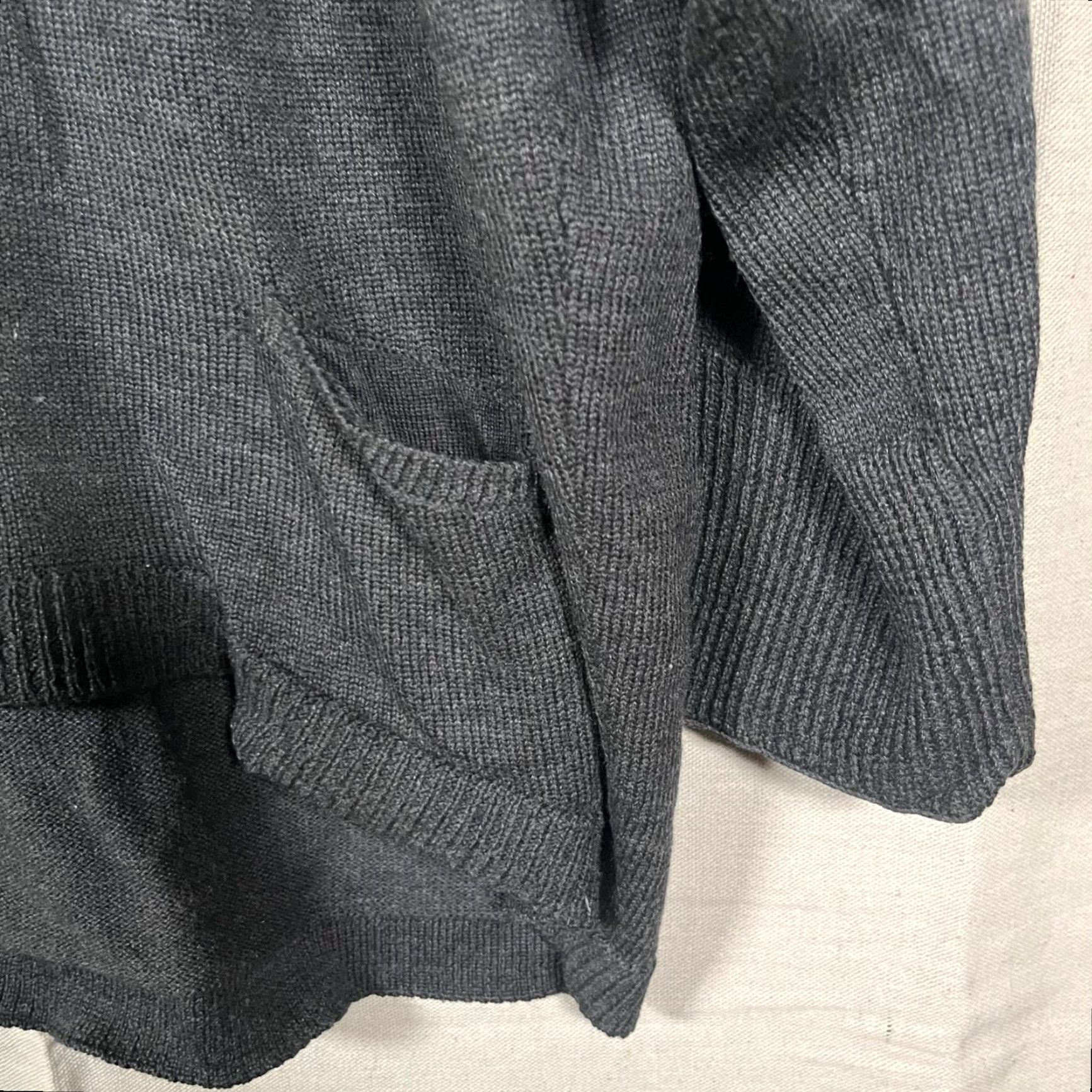 Eileen Fisher VINTAGE Eileen Fisher Cardigan Shirt Womens Medium Charcoal Grey Italian Yarn Knit Cowl Neck Oversized Pockets Size M / US 6-8 / IT 42-44 - 3 Thumbnail