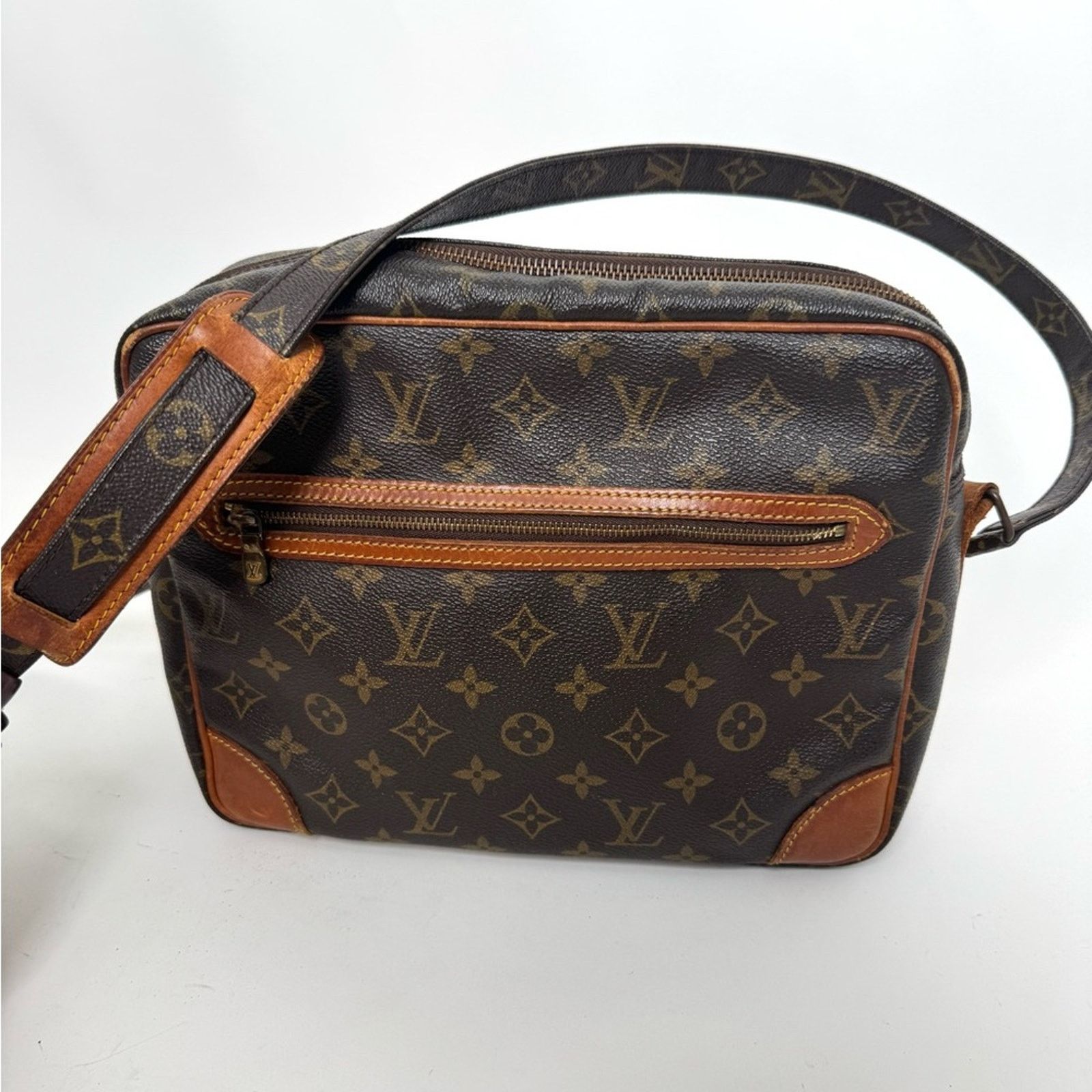 Louis Vuitton Louis Vuitton Brown Monogram Potomac top zip shoulder bag Size ONE SIZE - 1 Thumbnail