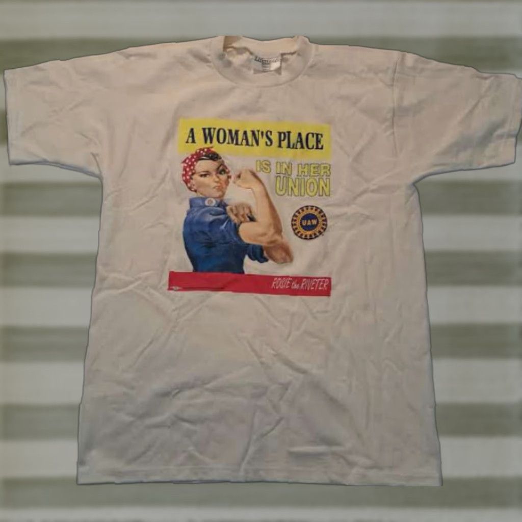 Vintage VINTAGE UAW Rosie the Riveter Woman's Place Union T-Shirt Lifewear USA Medium Tan Short Sleeve Mens M USA Size US M / EU 48-50 / 2 - 1 Thumbnail