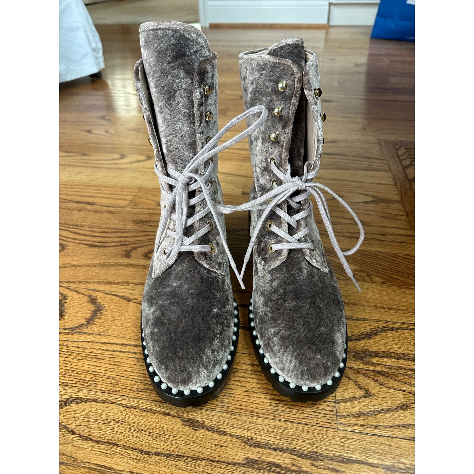 Stuart Weitzman Stuart Weitzman Allie boot size 9 new in box Size US 9 / IT 39 - 2 Thumbnail