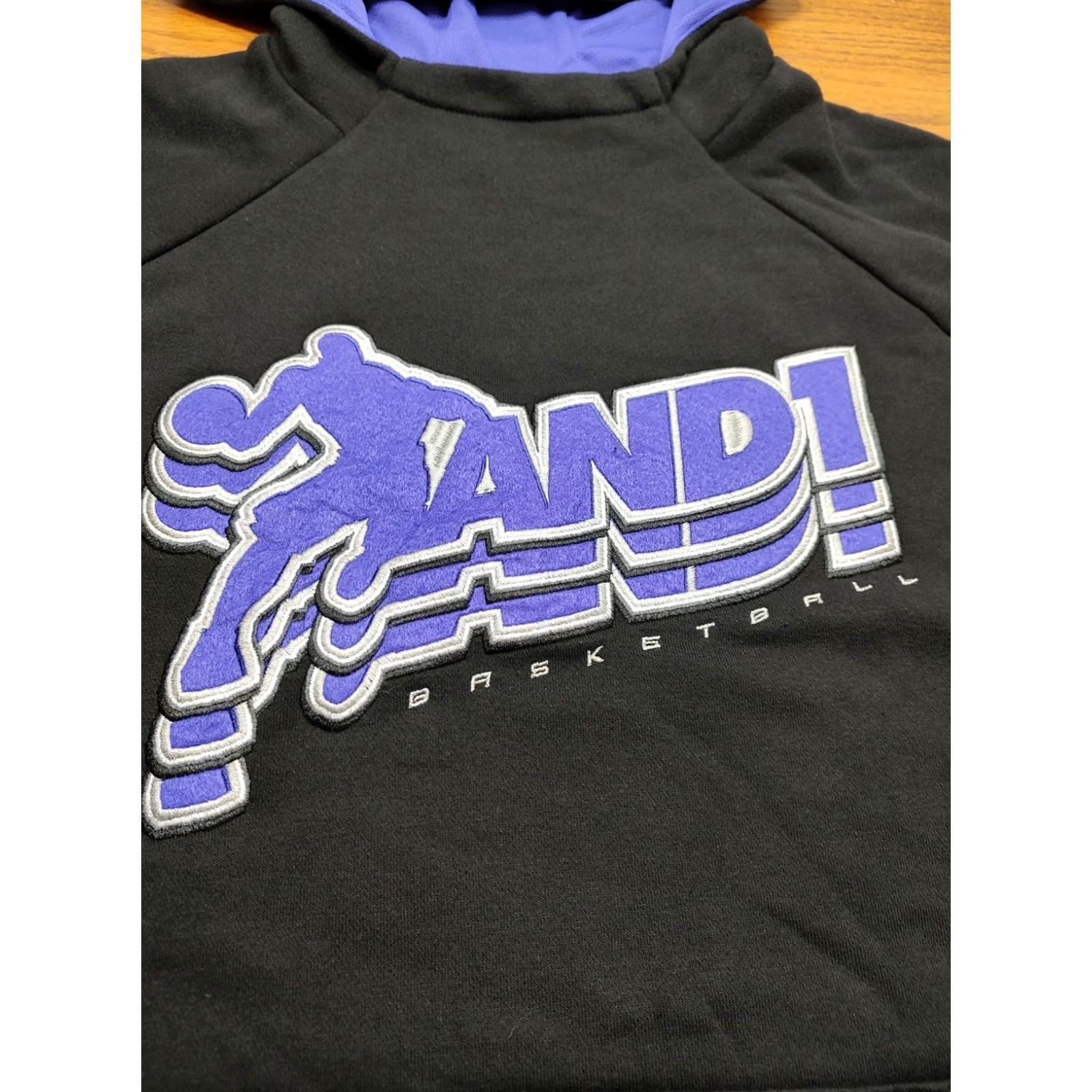Vintage VINTAGE AND1 Hoodie Mens L Black And One Short Sleeve Streetball Basketball Y2K Size US L / EU 52-54 / 3 - 4 Thumbnail