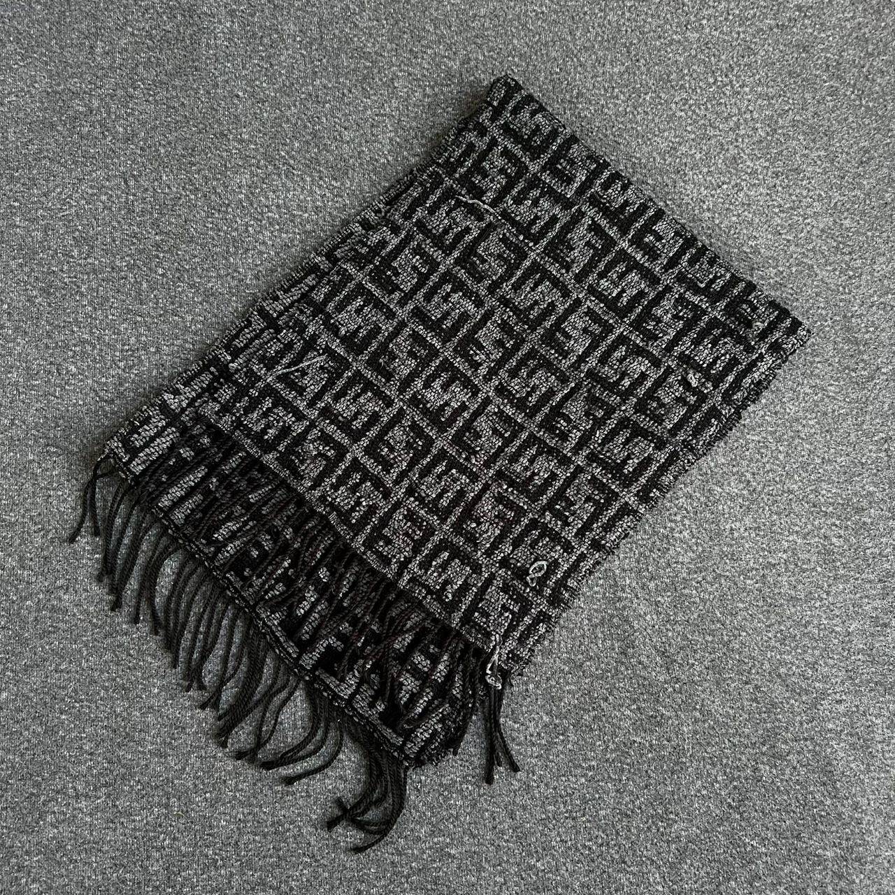 Fendi Fendi vintage wool scarf Size ONE SIZE - 2 Thumbnail
