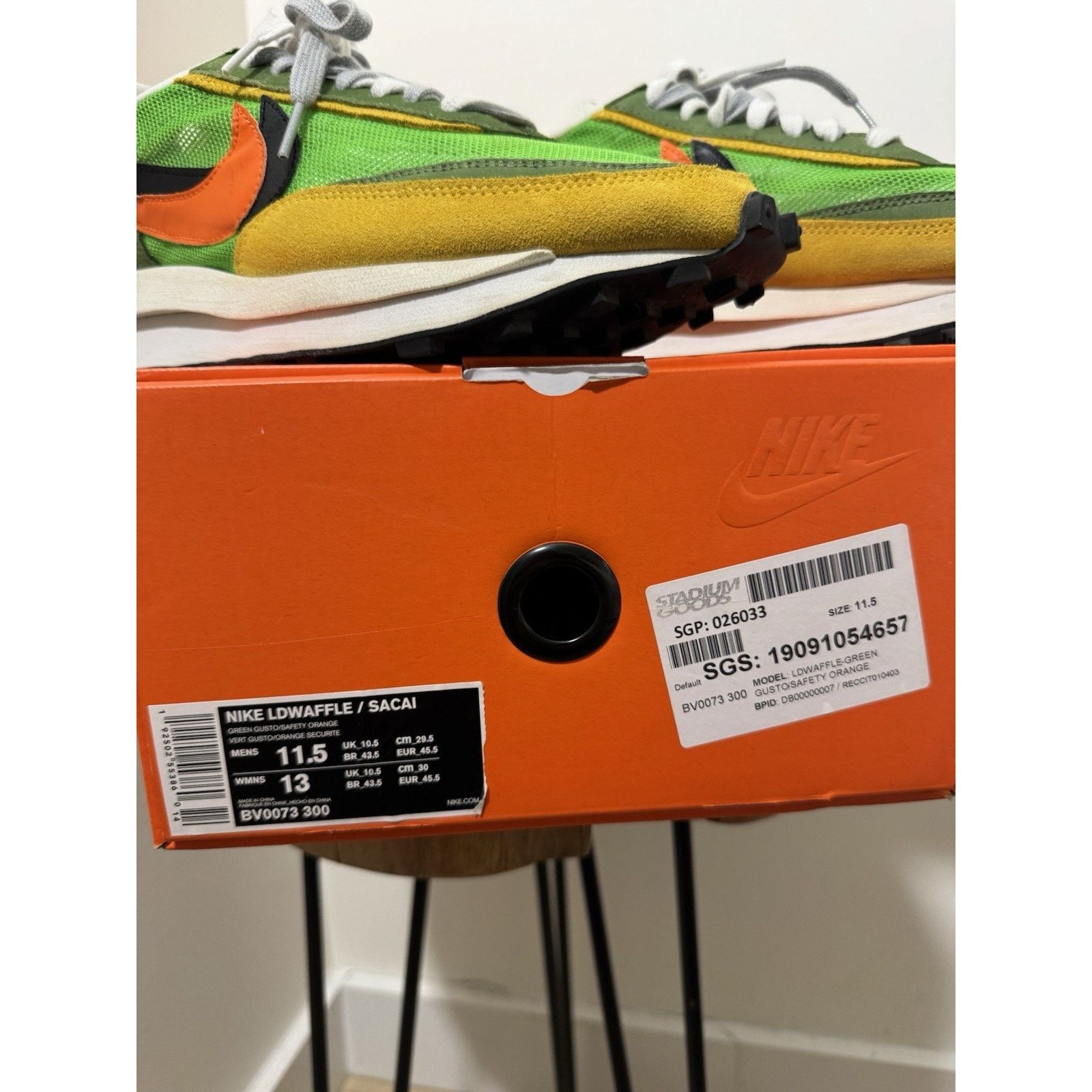 Nike Nike x Sacai Green Gusto Safety Orange LD Waffle Sneakers Size US 11.5 / EU 44-45 - 11 Thumbnail
