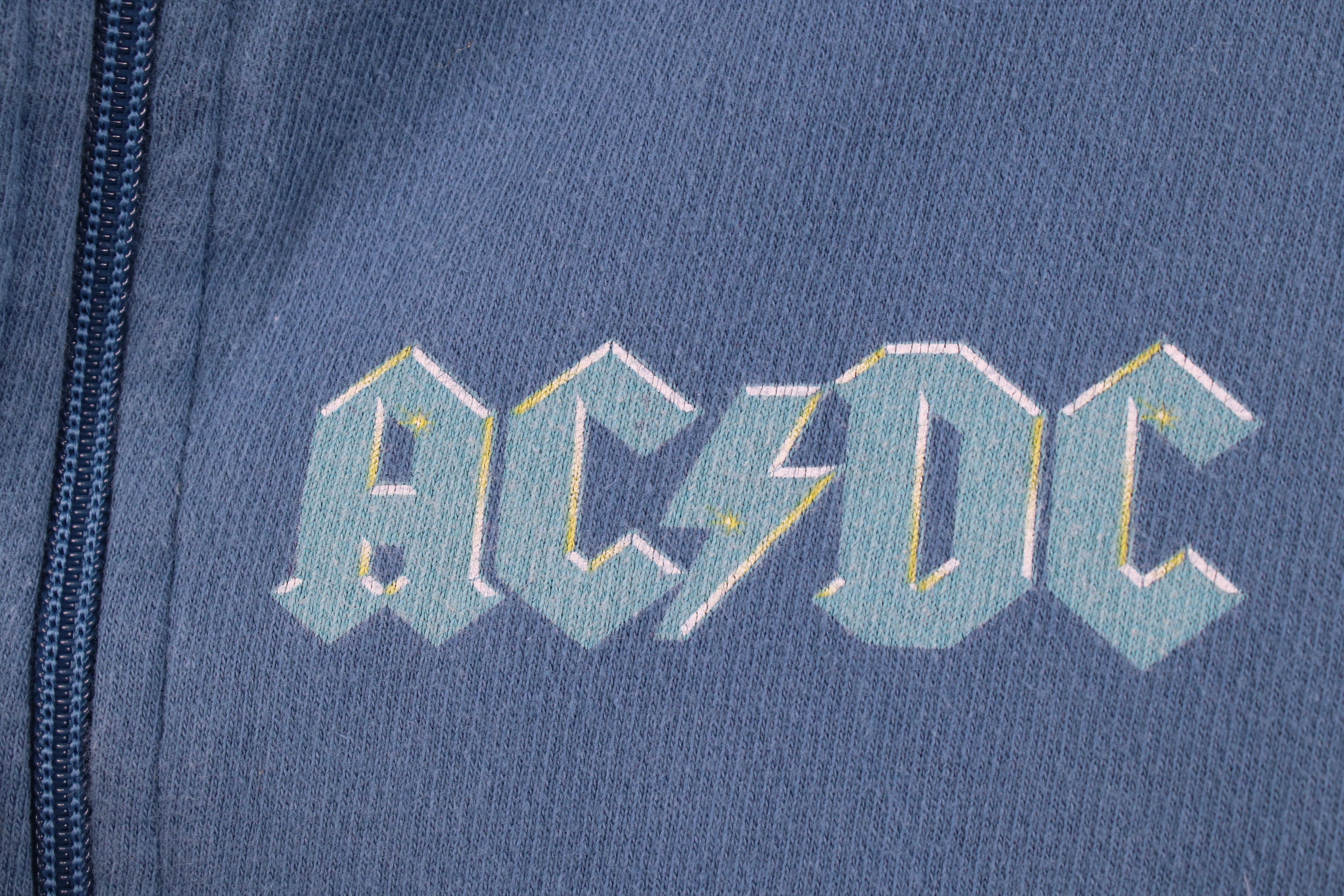Vintage Vintage Y2K High Voltage Rock N Roll ACDC Band Hoodie Size M / US 6-8 / IT 42-44 - 4 Thumbnail