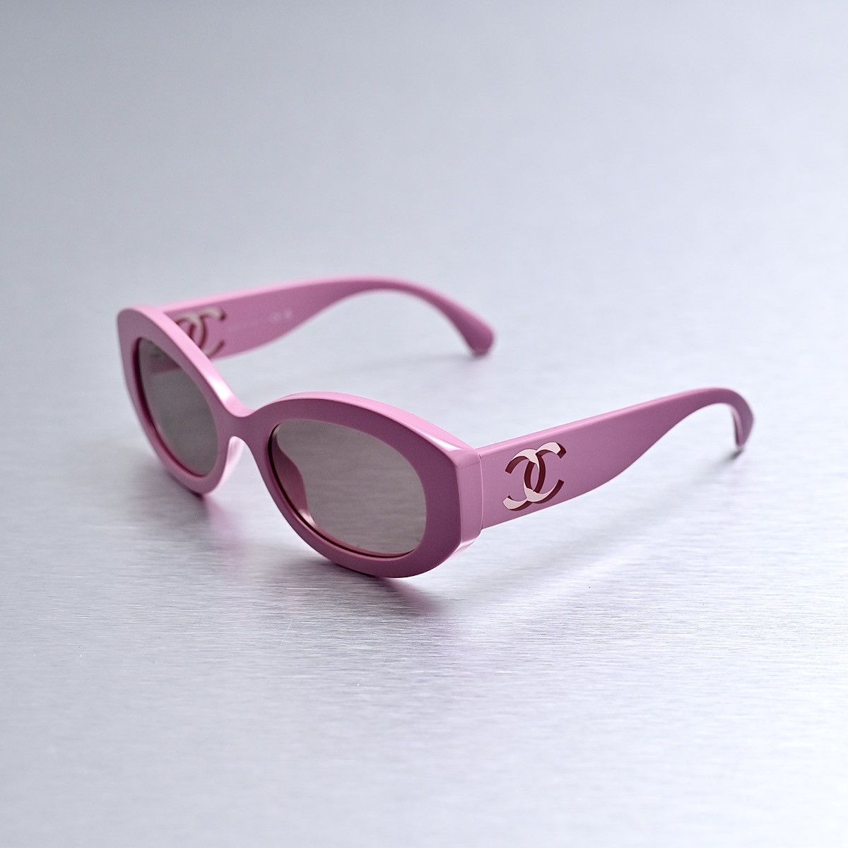 Chanel CHANEL 0CH5528 177653 SUNGLASSES Size ONE SIZE - 1 Thumbnail