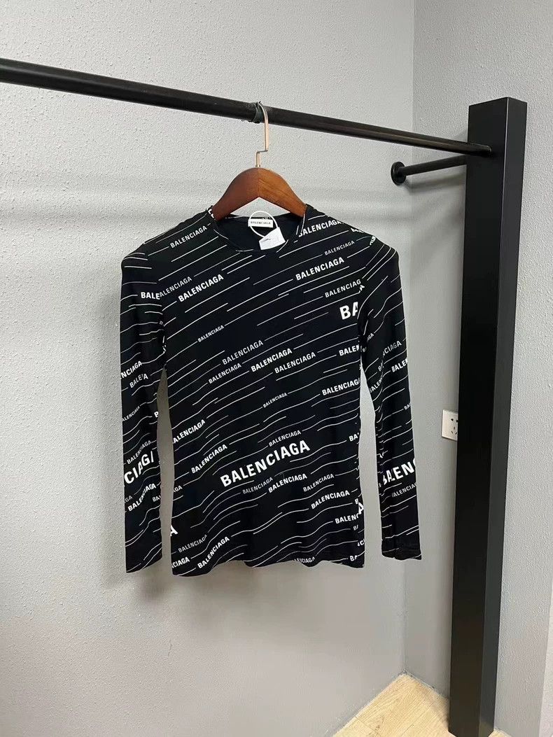 Balenciaga Balenciaga Bullet screen sweater thick Size US M / EU 48-50 / 2 - 1 Thumbnail