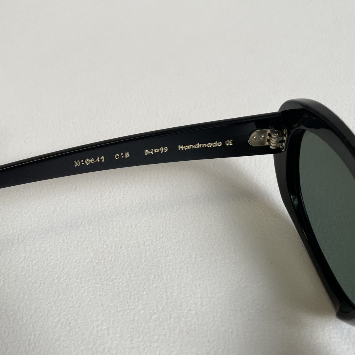 Cutler and Gross 70’s Style Black Oval ‘Cat Eye’ Sunglasses Size ONE SIZE - 9 Thumbnail