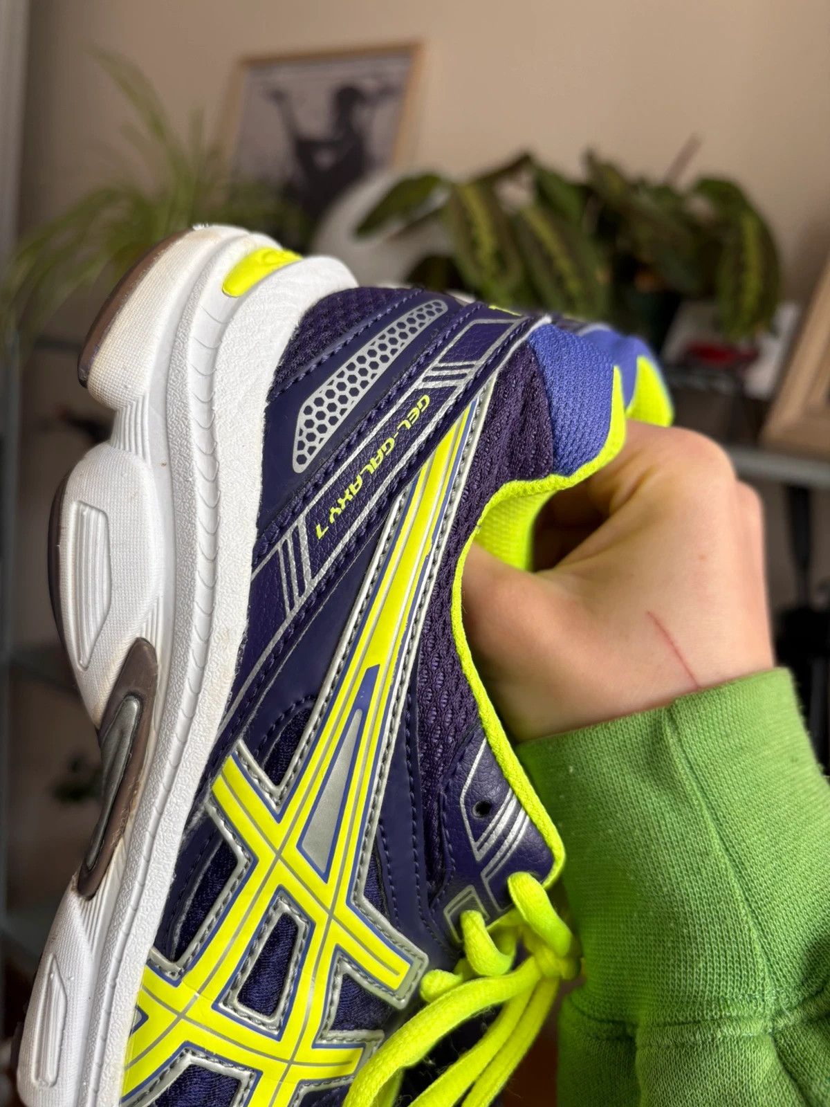 Asics Asics Gel Galaxy 7 Vintage Streetwear Sport Retro Sneakers Size US 5 / EU 37 - 6 Thumbnail