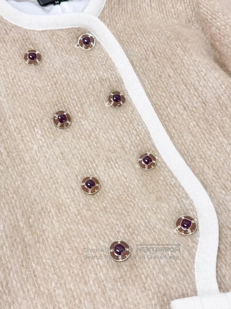 Chanel Chanel Khaki white double-breasted horsehair long-sleeved Size XS / US 0-2 / IT 36-38 - 4 Thumbnail