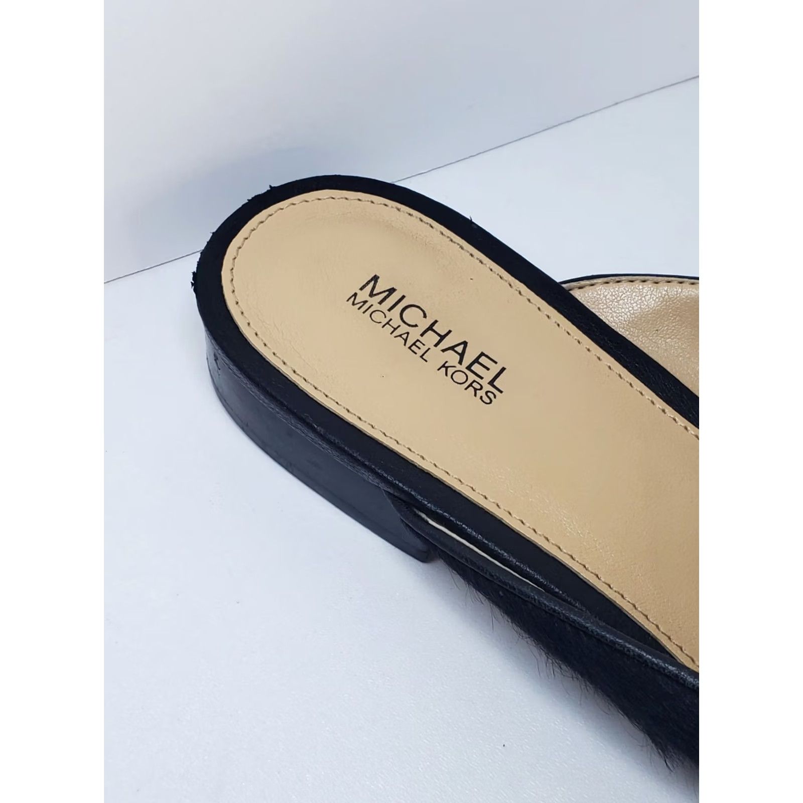 Michael Kors VINTAGE Michael Kors Natasha Black Calf-Hair Low Heel Flats Slides Mules Sz 7M Size US 7 / IT 37 - 4 Thumbnail