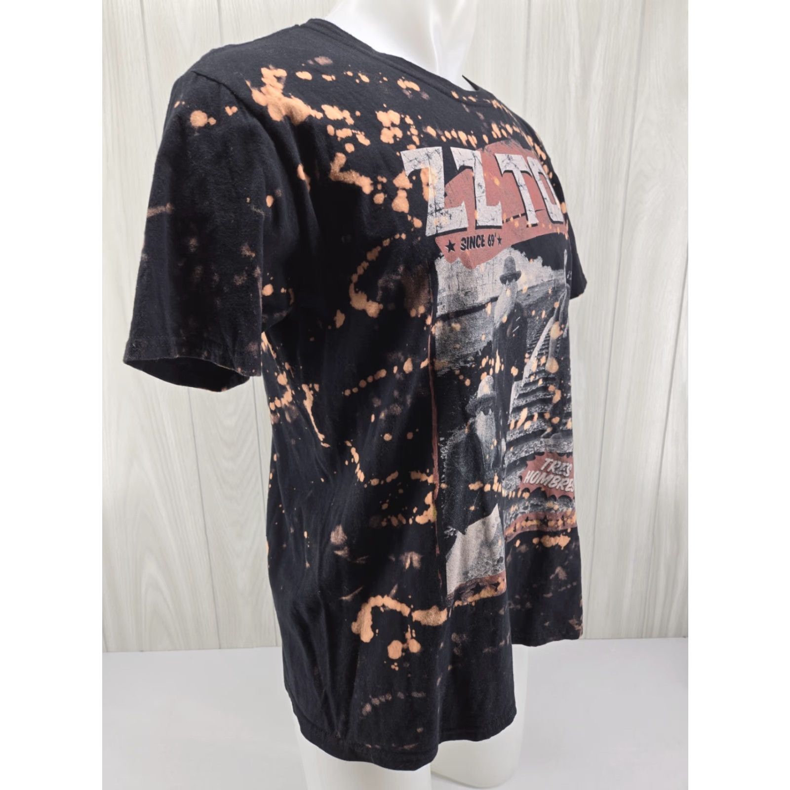 Gildan HOLE ZZ Top Men's T-shirt Size Large Tres Hombres Album Cover Black Graphic Size US L / EU 52-54 / 3 - 6 Thumbnail