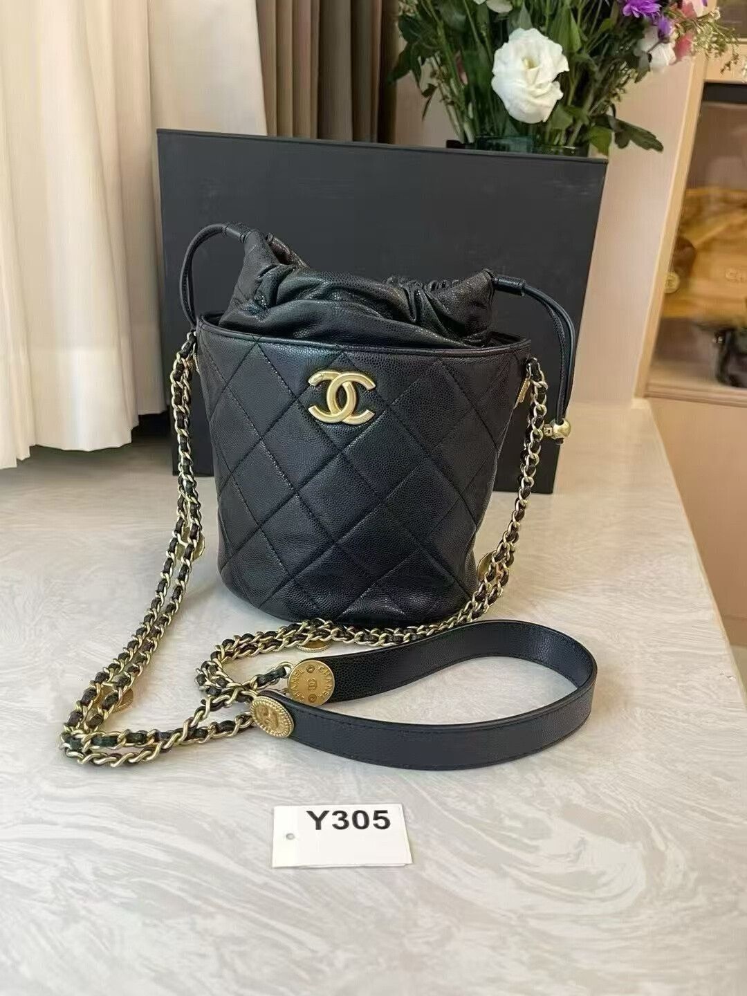 Chanel Pre-loved Bag Very good condition Size ONE SIZE - 1 Thumbnail
