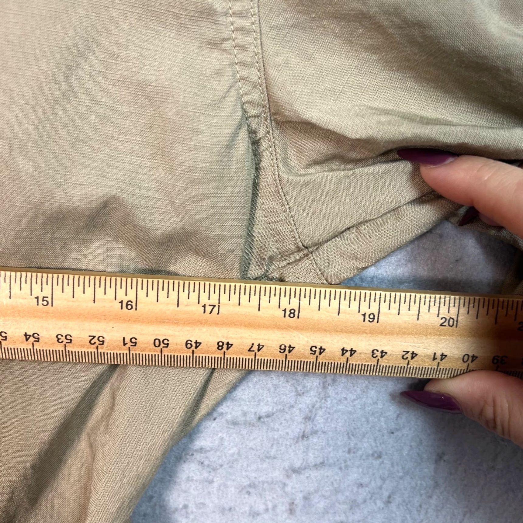 Uniqlo Uniqlo Jumpsuit Womens Size L Khaki Linen Blend Belt Wide-Leg Casual One-Piece Shirt Womens L Khaki Linen-Blend Jumpsuit with Belt Size 36" / US 14 / IT 50 - 5 Thumbnail