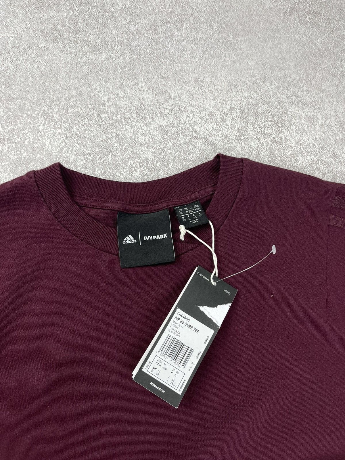 Ivy Park IVY Park x Adidas Short Sleeve Tee Unisex Size US M / EU 48-50 / 2 - 5 Thumbnail