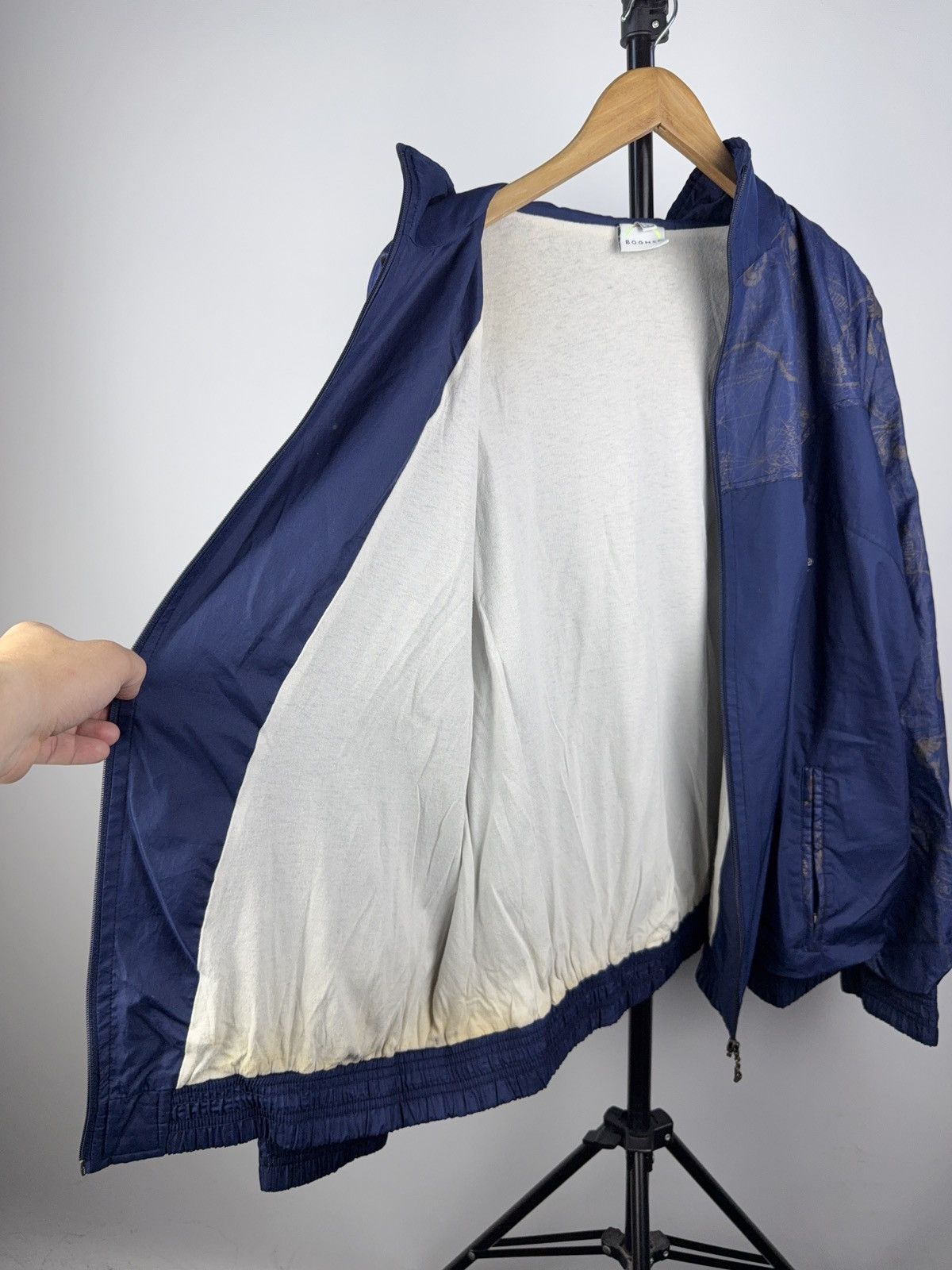 Bogner Vintage Bogner Map Print Windbreaker Jacket Navy Blue L Size US L / EU 52-54 / 3 - 12 Thumbnail
