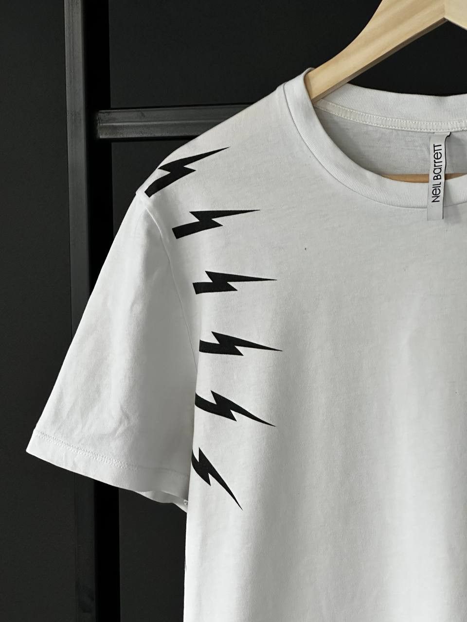 Neil Barrett Neil Barrett Thunderbolt White T-Shirt Size US L / EU 52-54 / 3 - 4 Thumbnail