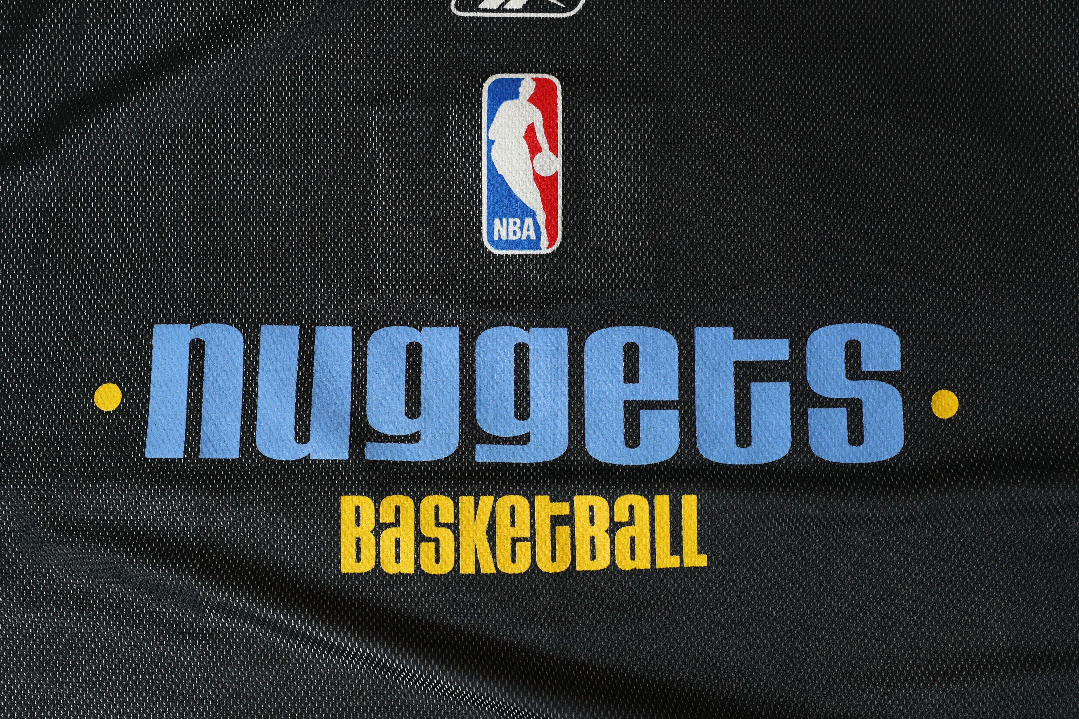Reebok Nuggets NBA Fusion Basketball Jersey (L) Size US L / EU 52-54 / 3 - 6 Thumbnail