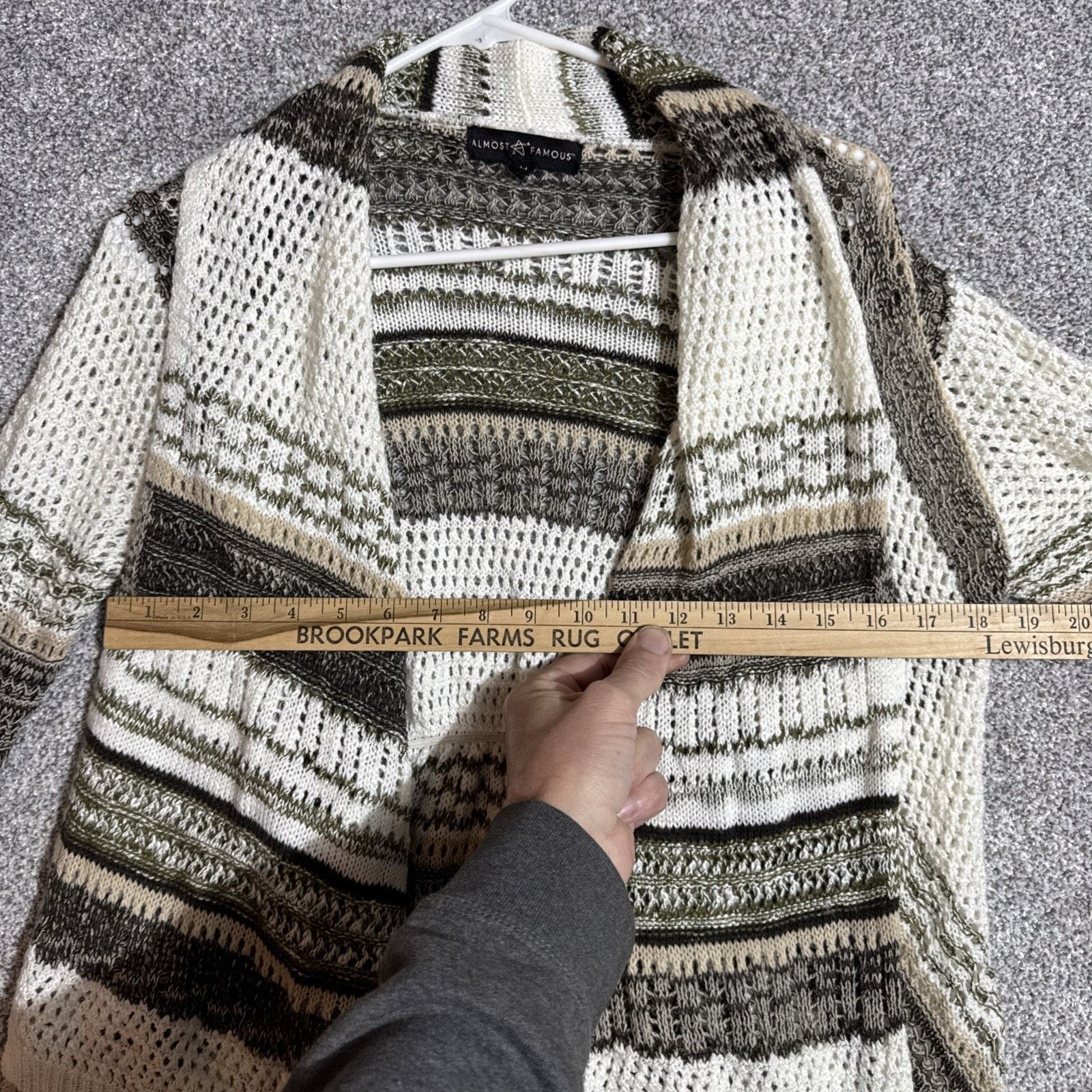 Almost Famous Boho Cardigan Sweater Womens M Southwestern Crochet Hippie Size M / US 6-8 / IT 42-44 - 2 Thumbnail